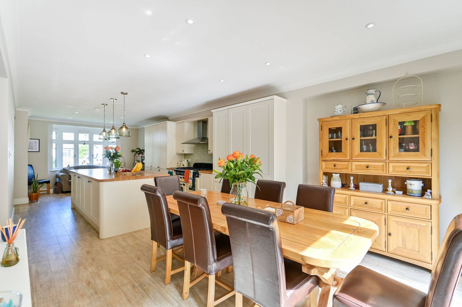 4 bedroom detached house for sale 0