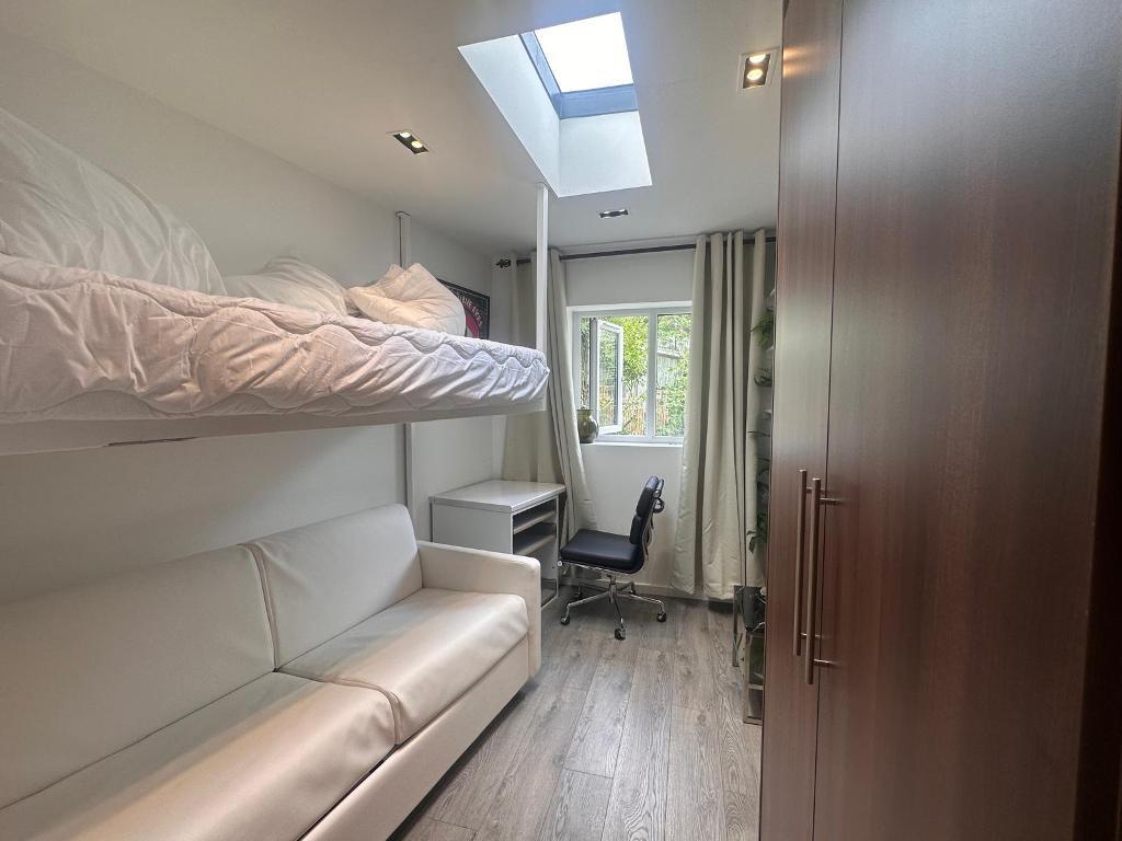 181, Old Oak Common Lane, London photo 5