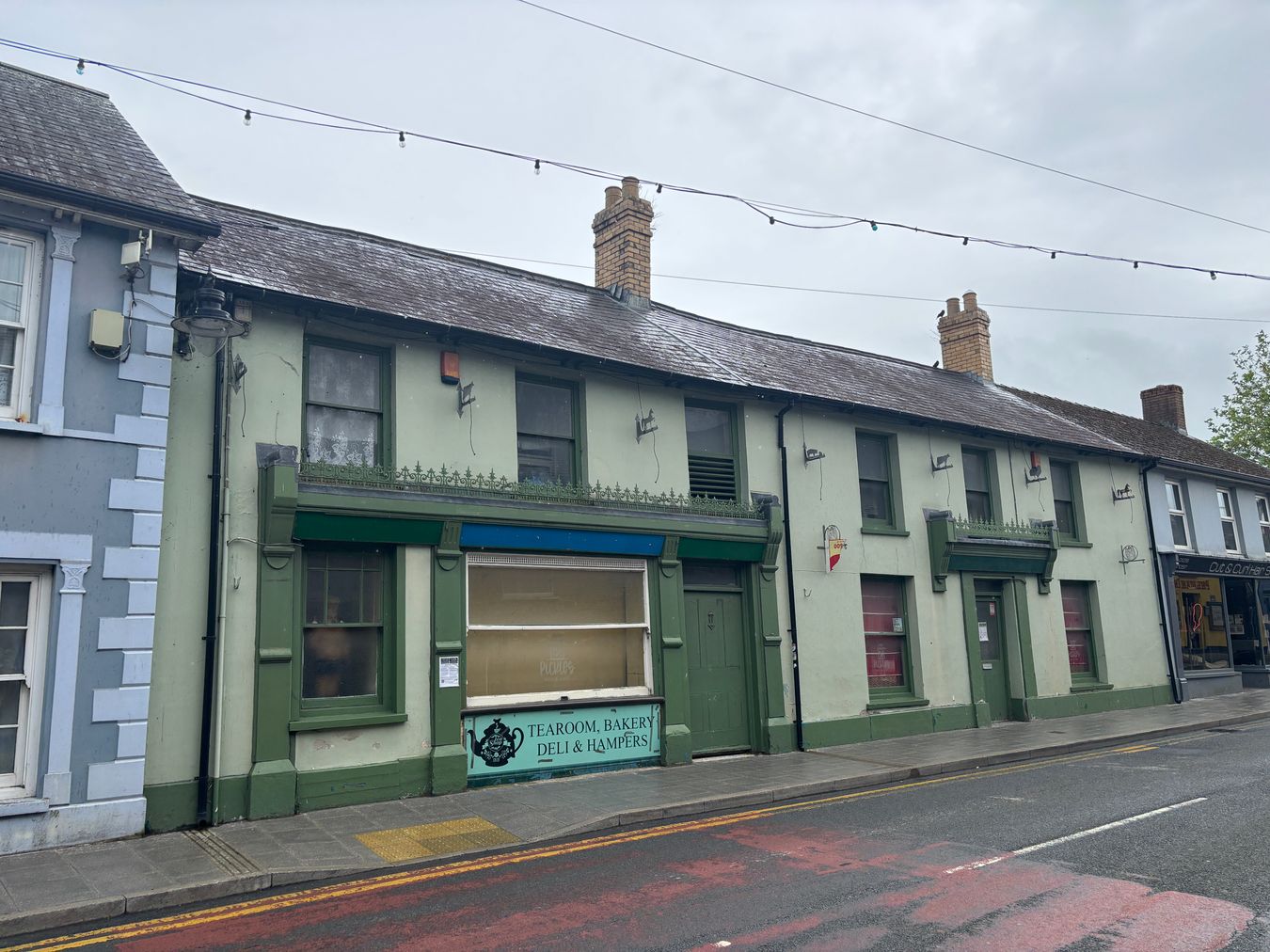 Angel House, Sycamore Street, Newcastle Emlyn photo 4