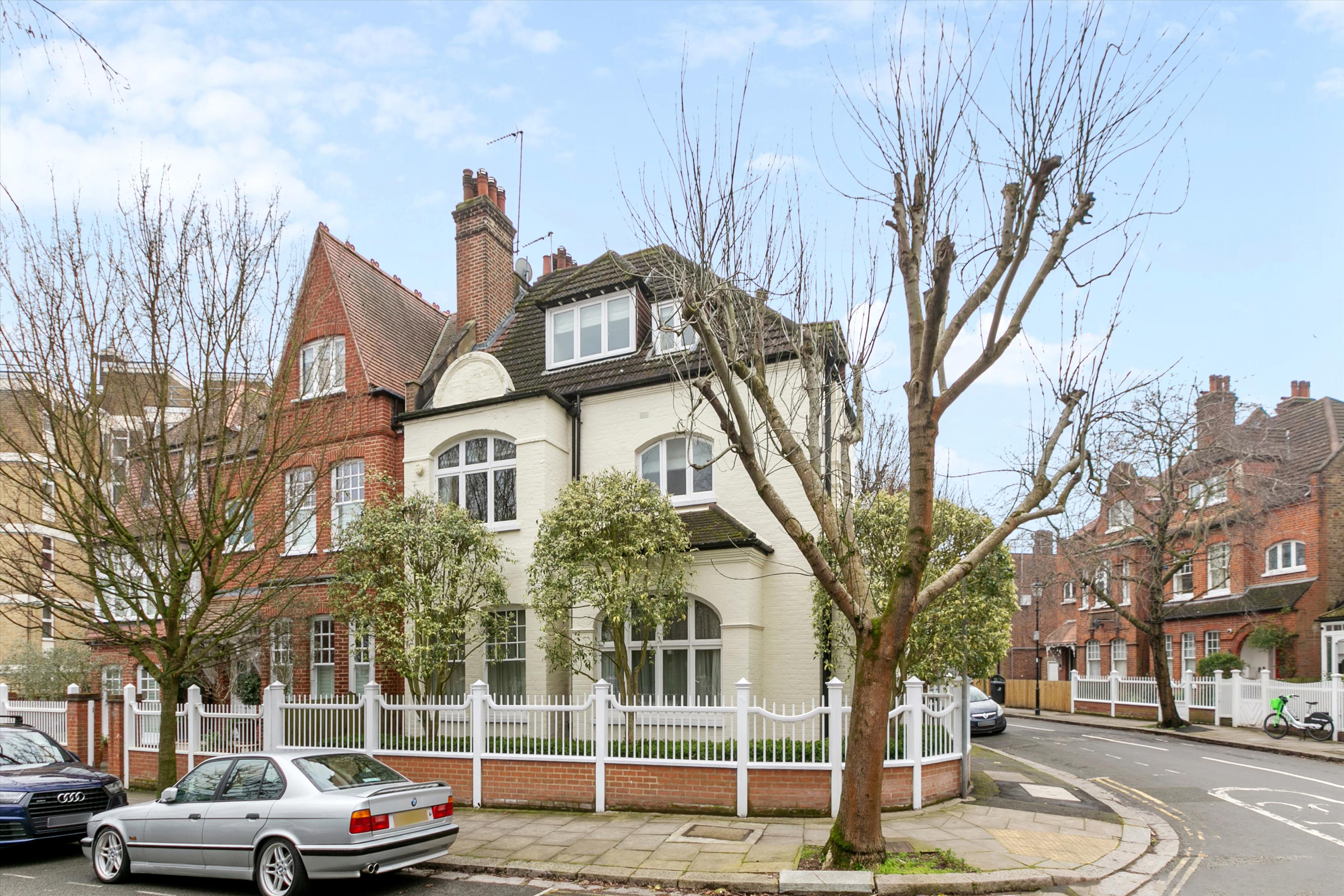 2 bedroom new flat for sale