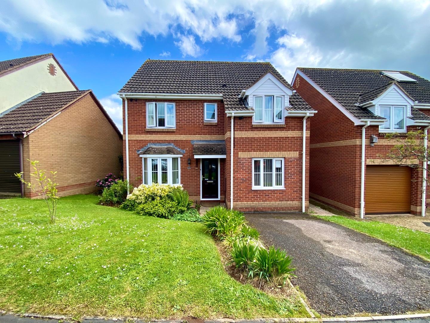 4 bed detached house for sale in Chaffinch Drive, Cullompton, Devon EX15 - Zoopla