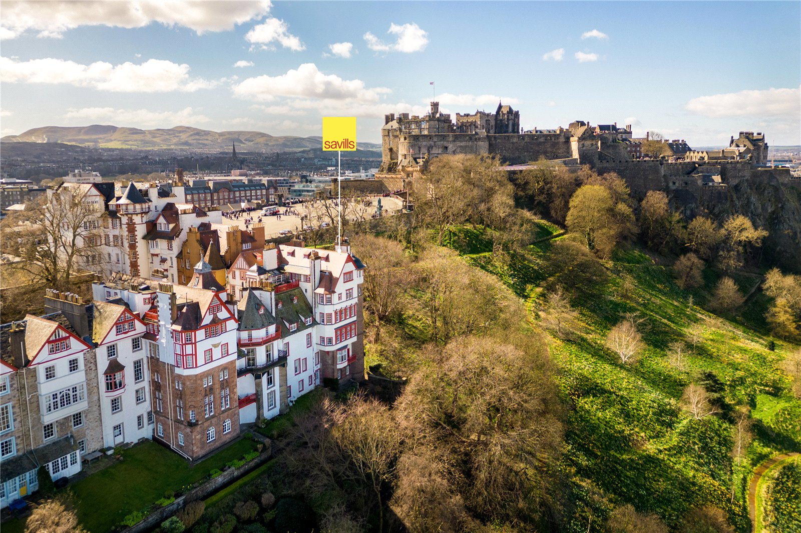 4 bedroom flat for sale 0