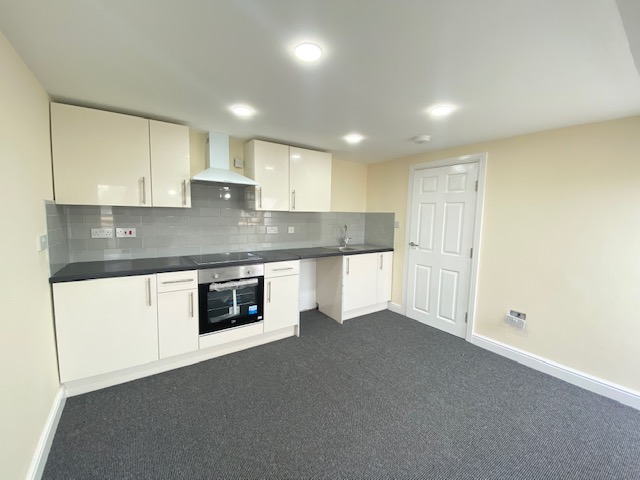 Flat 5, Leicester photo 5