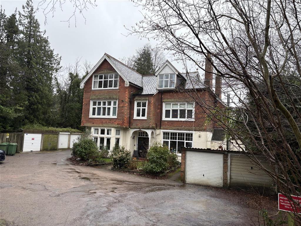 Flat E, Monks Horton, Sandhurst Road, TUNBRIDGE WELLS photo 4