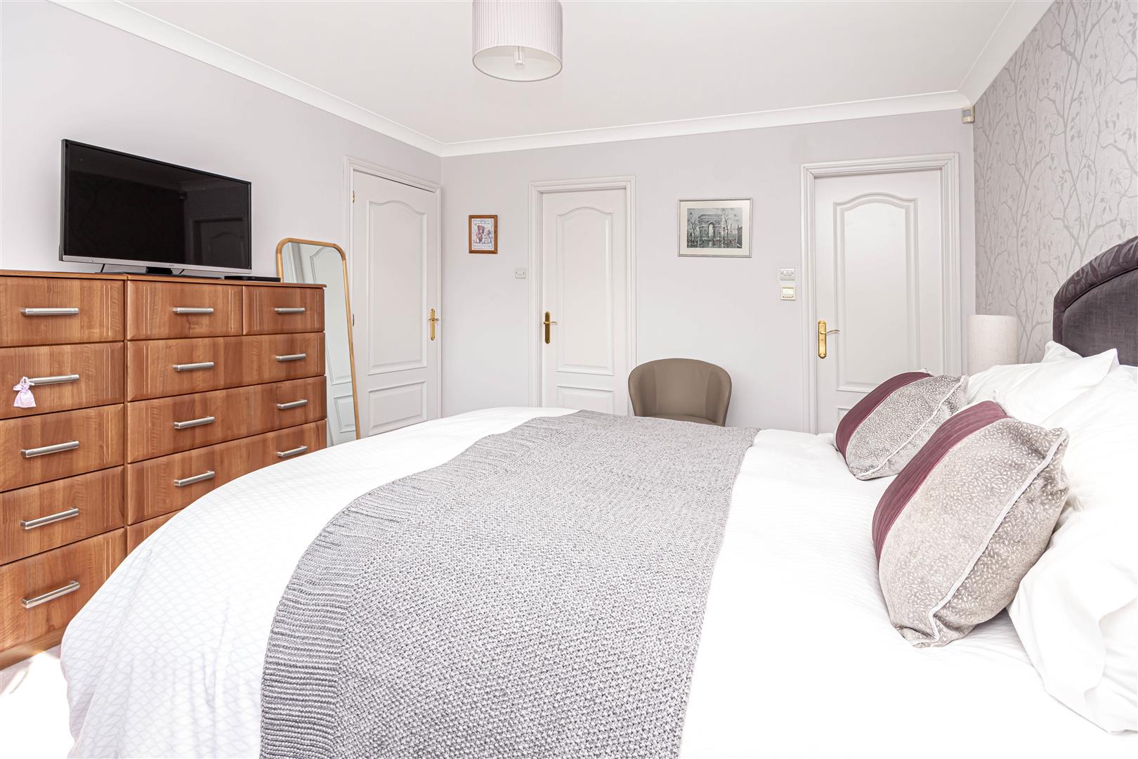 Photos of 3 Queen Margaret Fauld, Dunfermline KY12 65493109 PrimeLocation