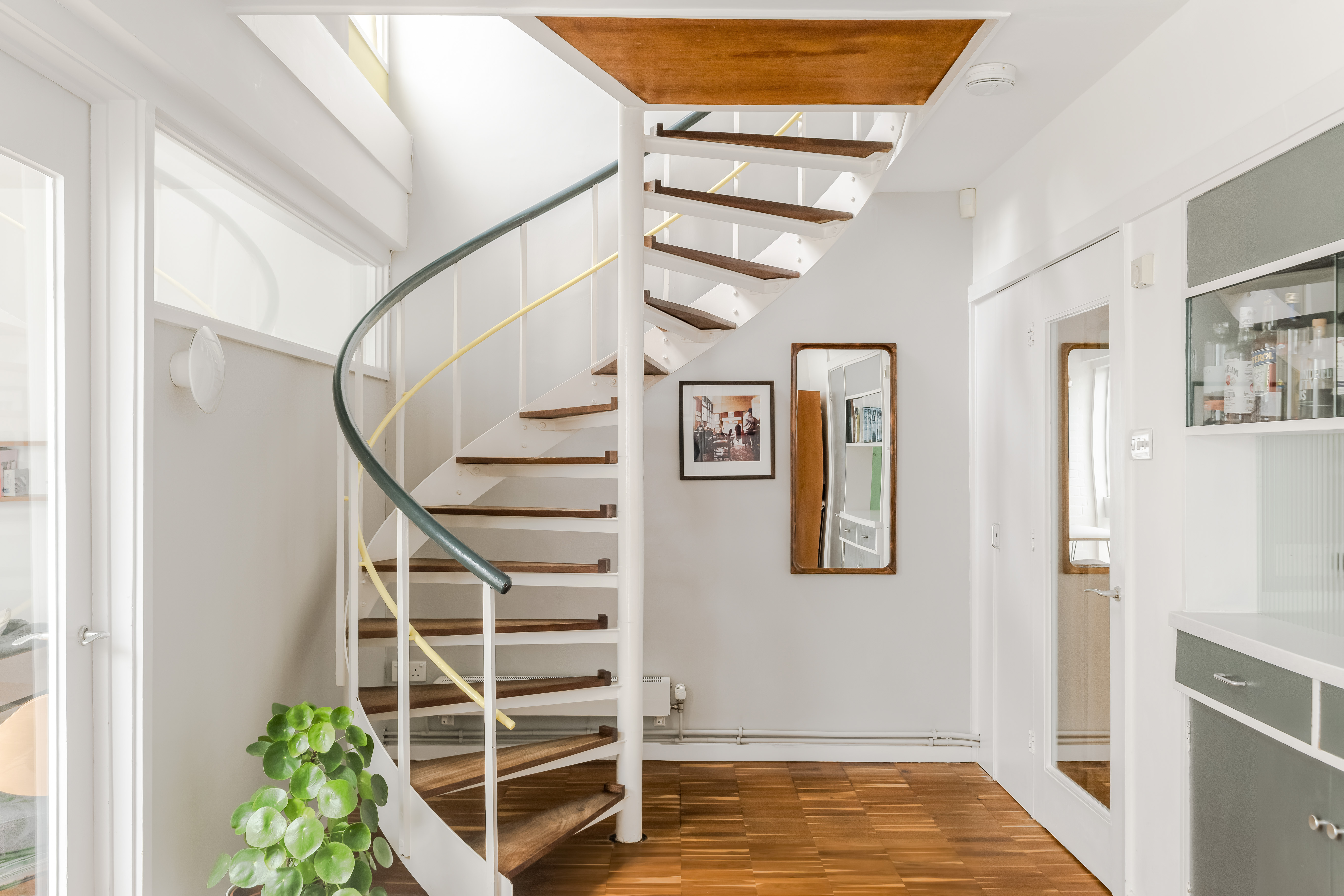 4 bedroom end terrace house for sale 0