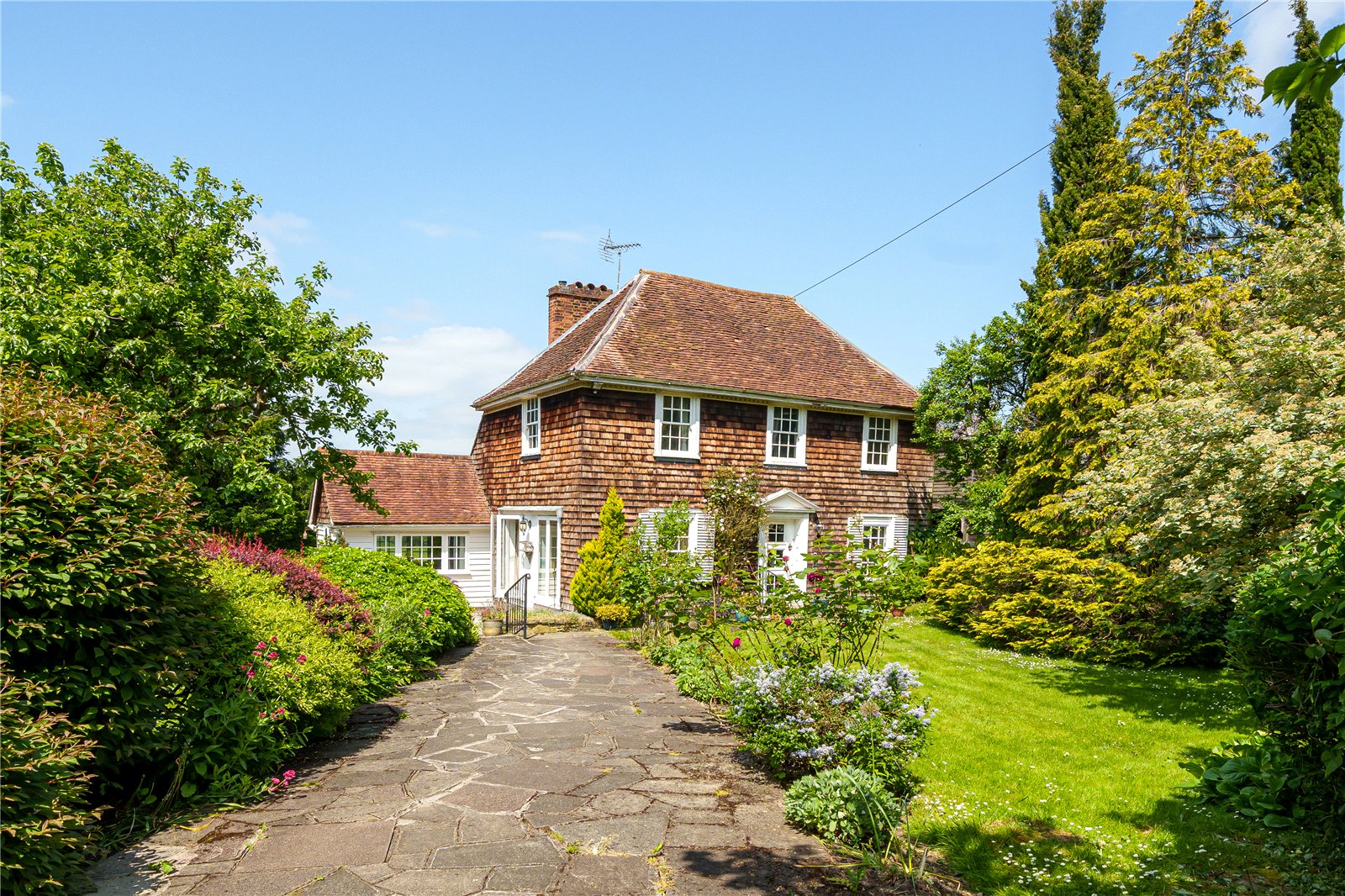 3 bedroom detached house for sale 0