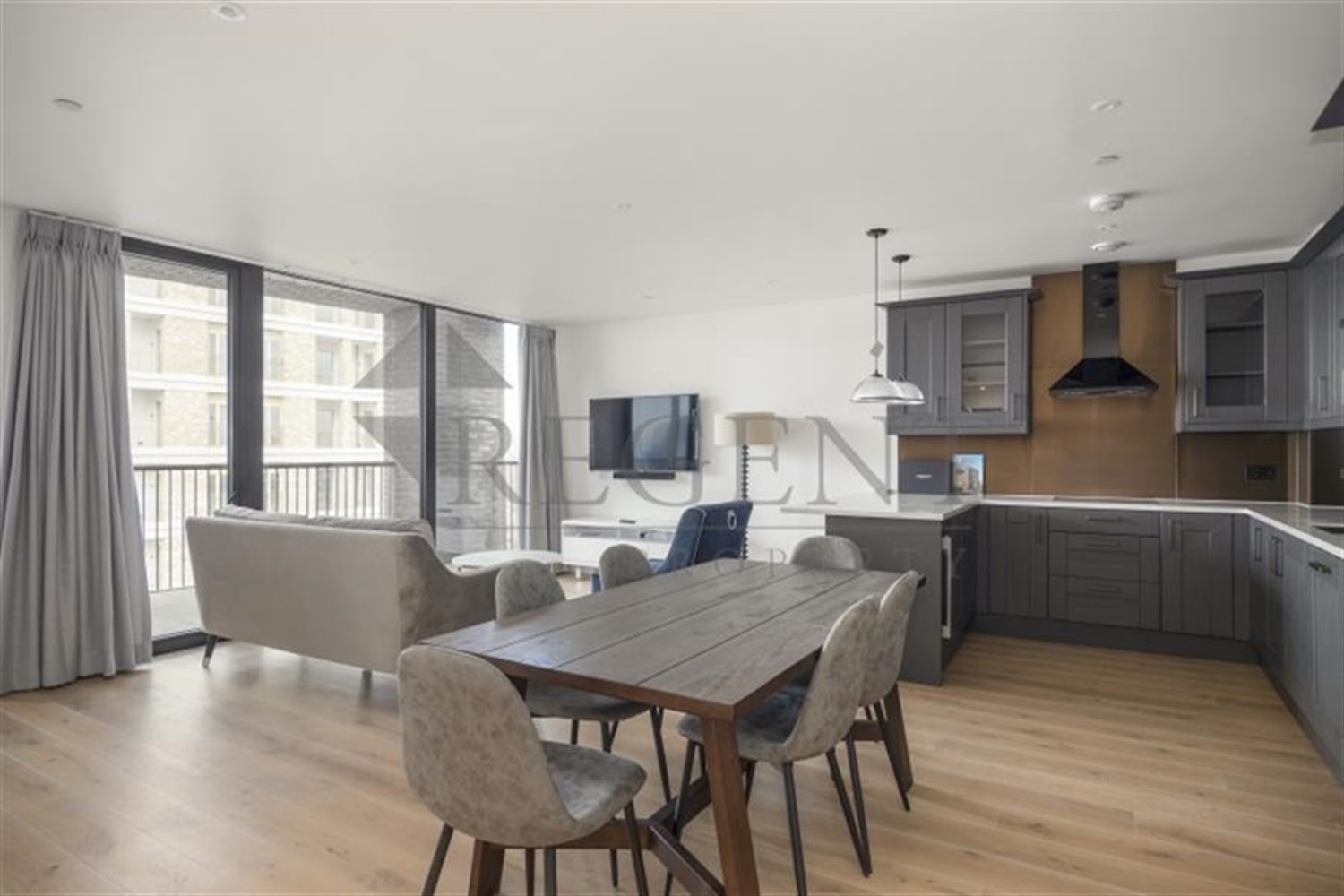 Flat 501, 501 23 Gauging Square, London photo 2