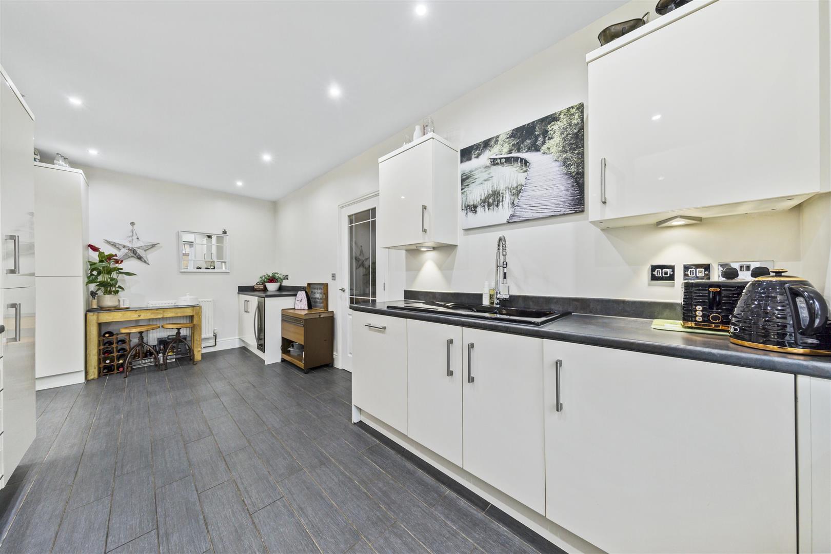 3-bed house on 83, Creed Road, Oundle, £375,000