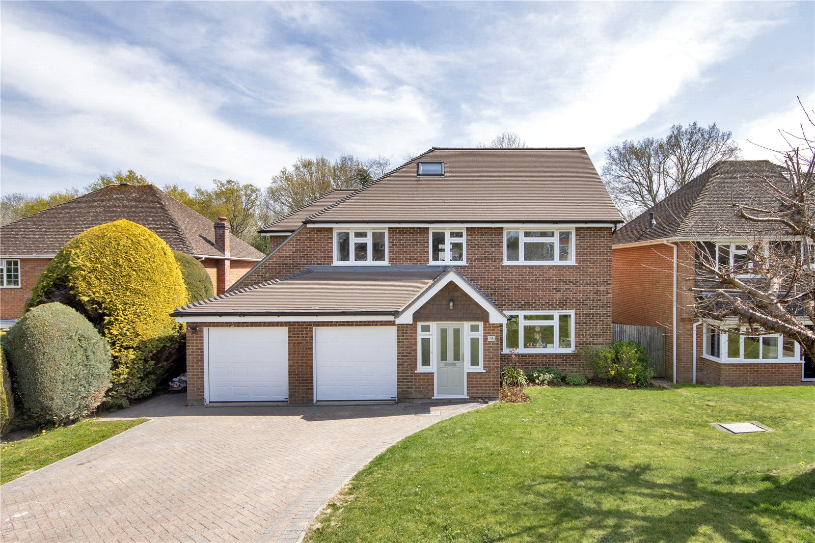 5 bedroom detached house for sale 0