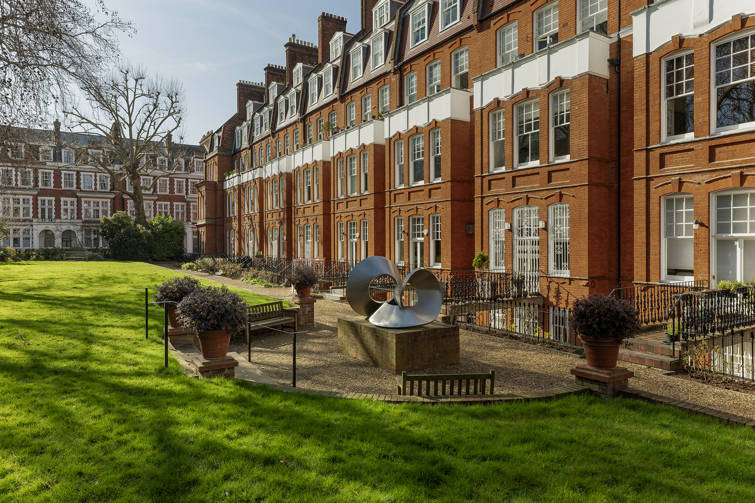 2 bedroom flat for sale 0