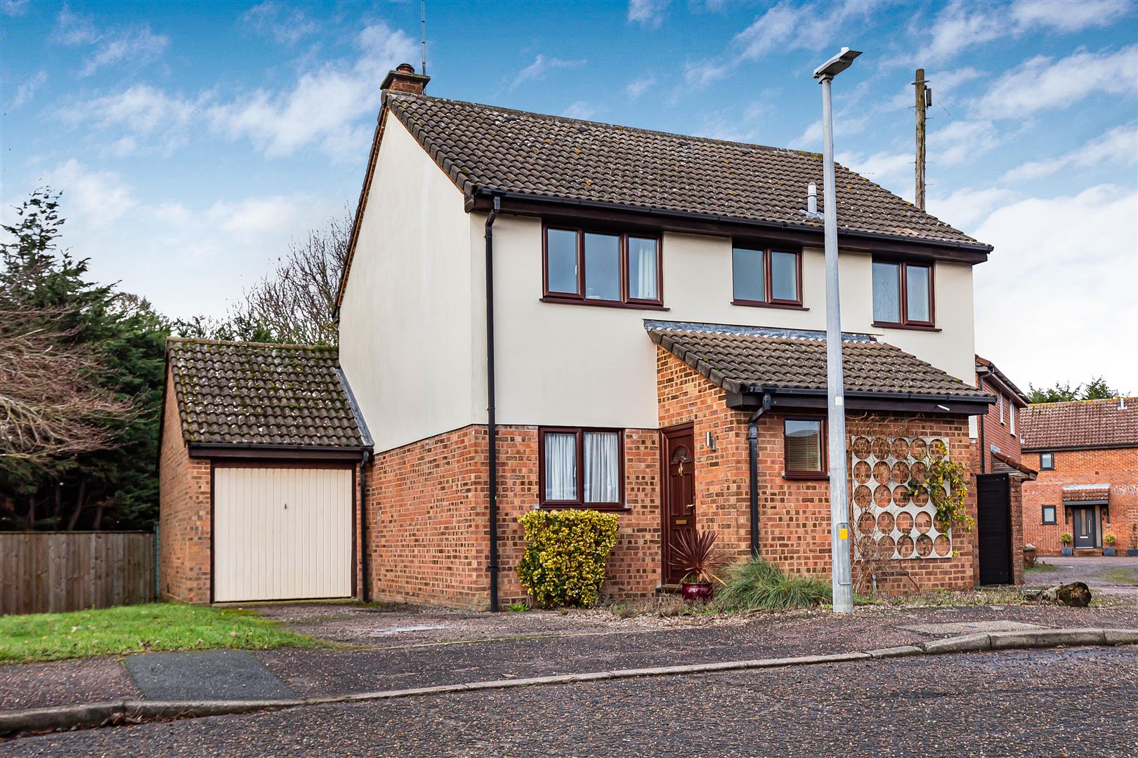 4-bed house on 46, Churchfields Drive, Steeple Bumpstead, £399,950