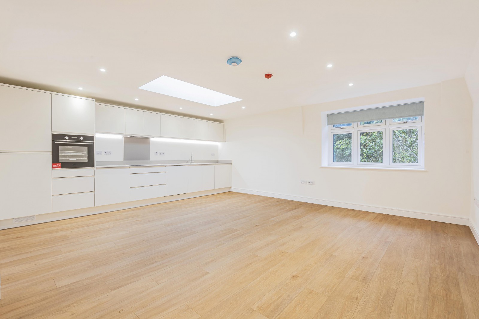 3, Portland Yard, Bishopric, Horsham photo 5