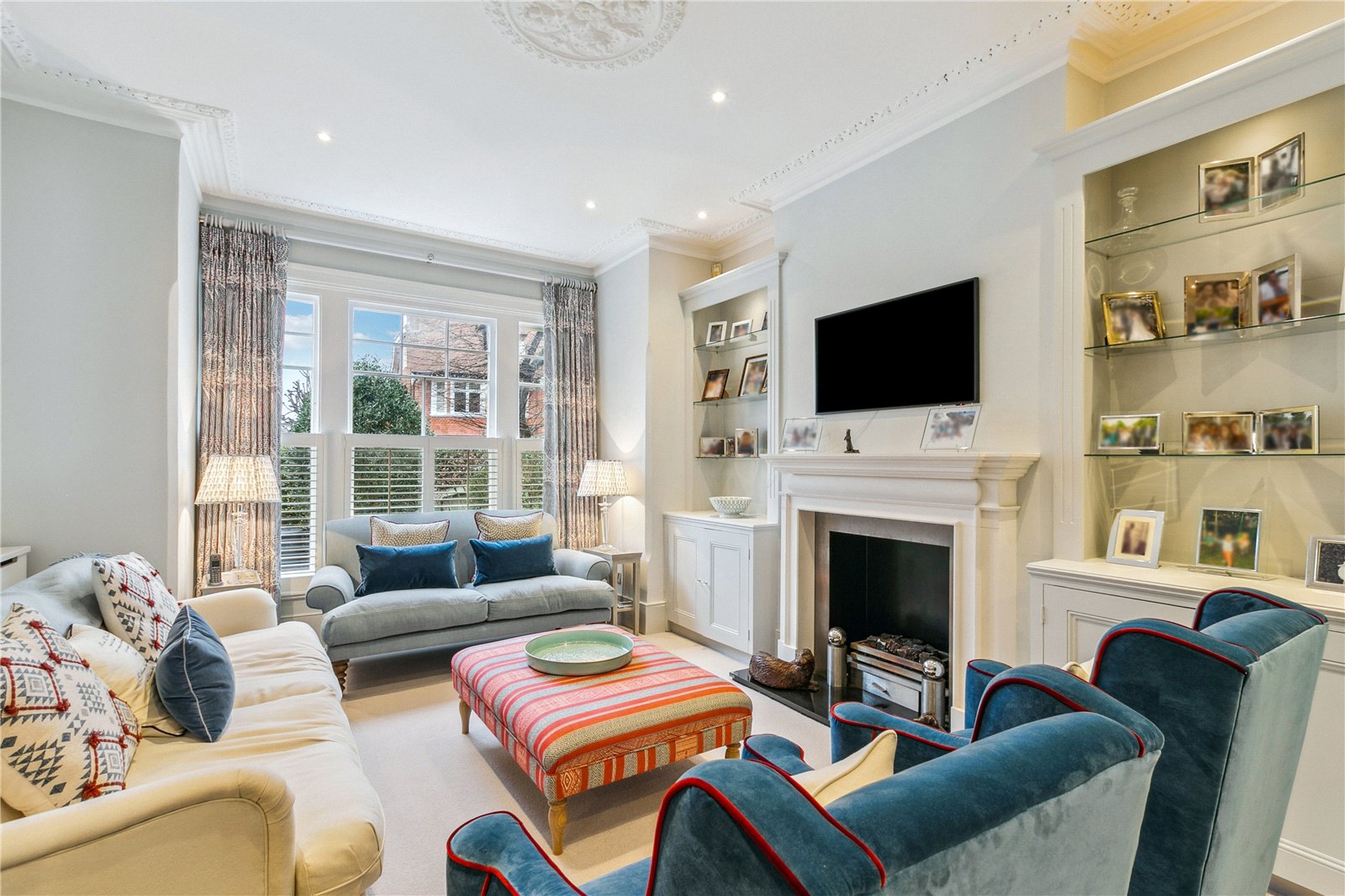 4 bedroom flat for sale