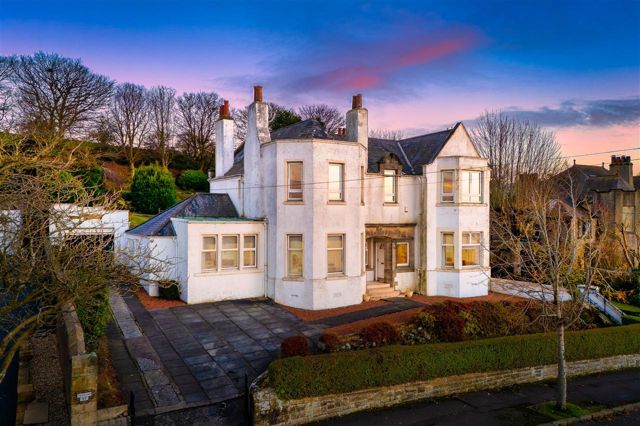 37, Balbardie Road, Craigard, Bathgate photo 2