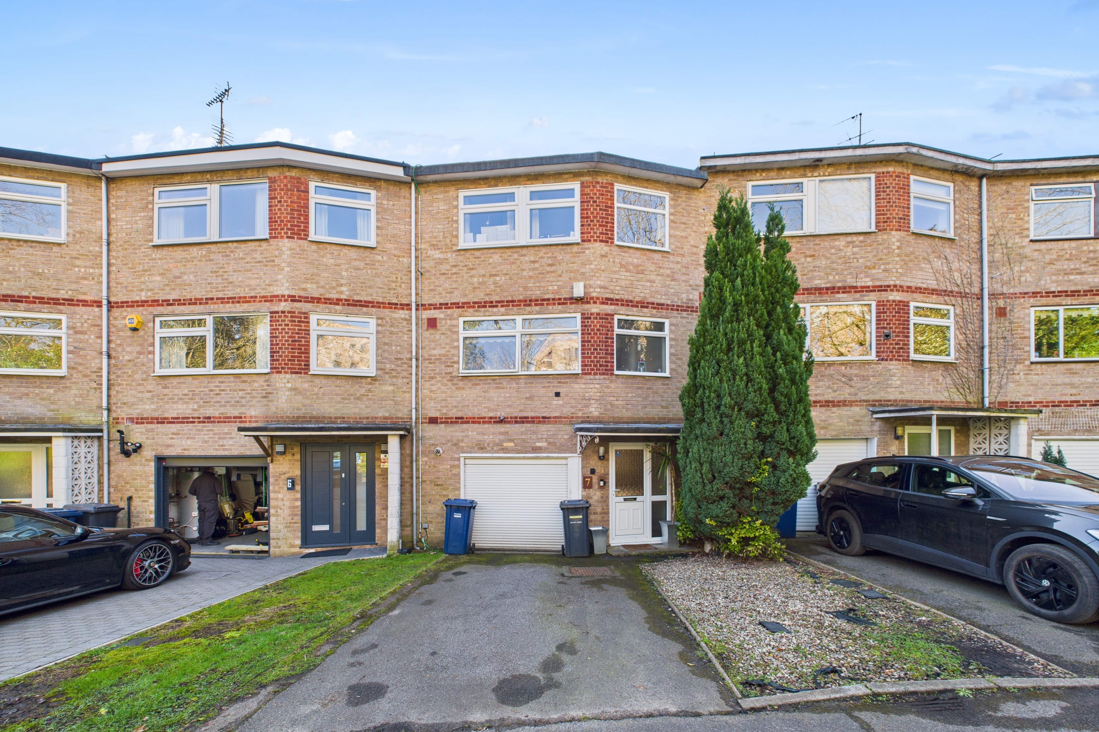 4 bedroom terraced house for sale 0