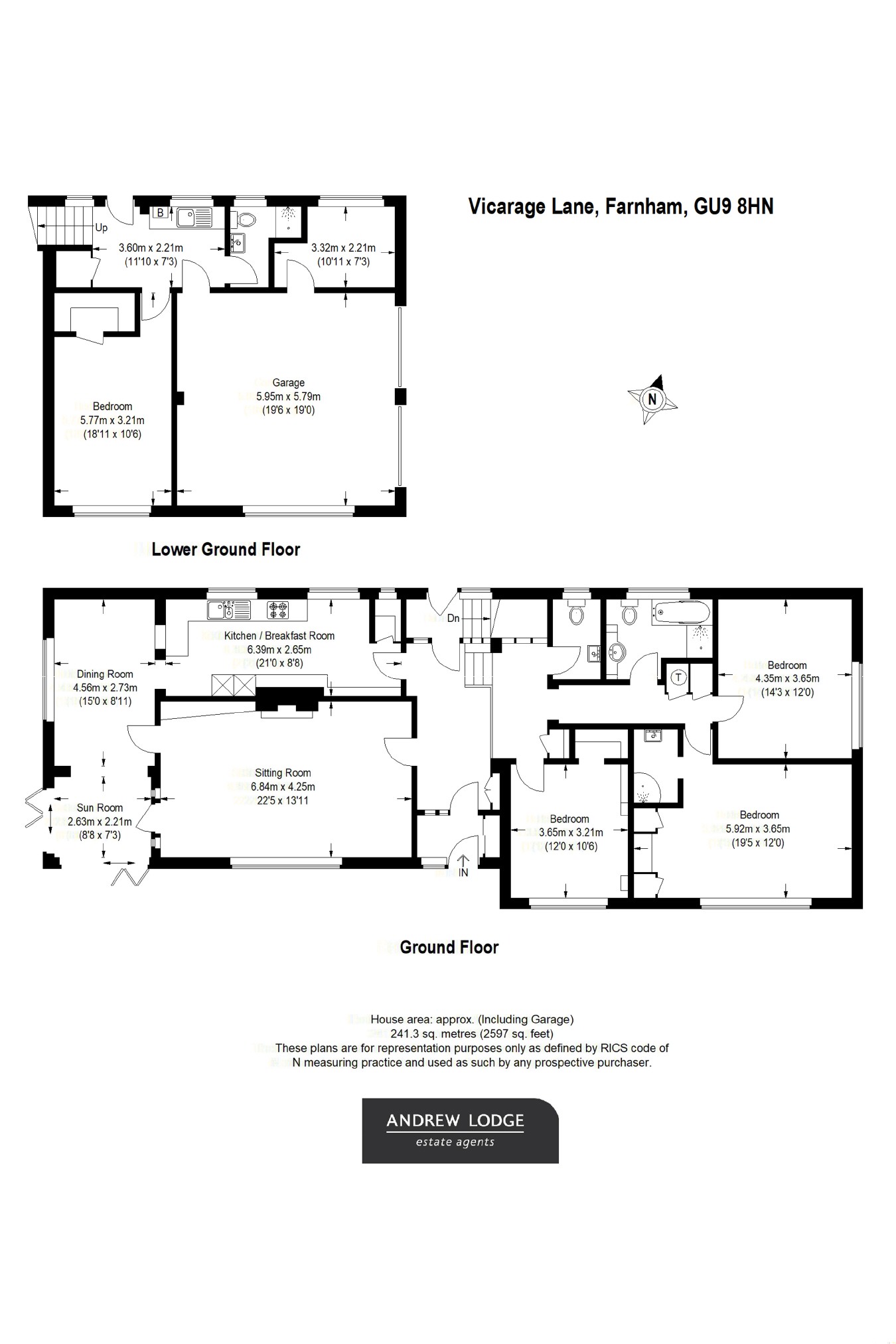 4 Bedrooms Detached house for sale in Vicarage Lane, The Bourne, Farnham GU9