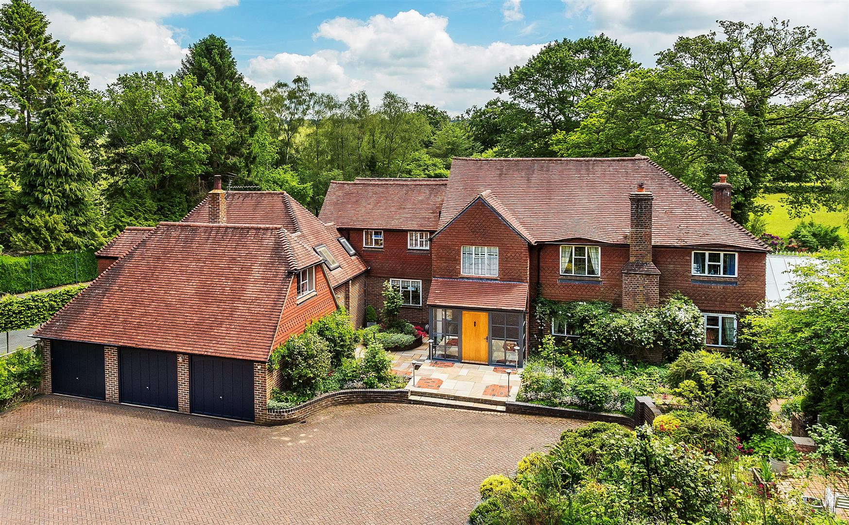 Photos of Square Drive, Haslemere GU27 60888718 PrimeLocation