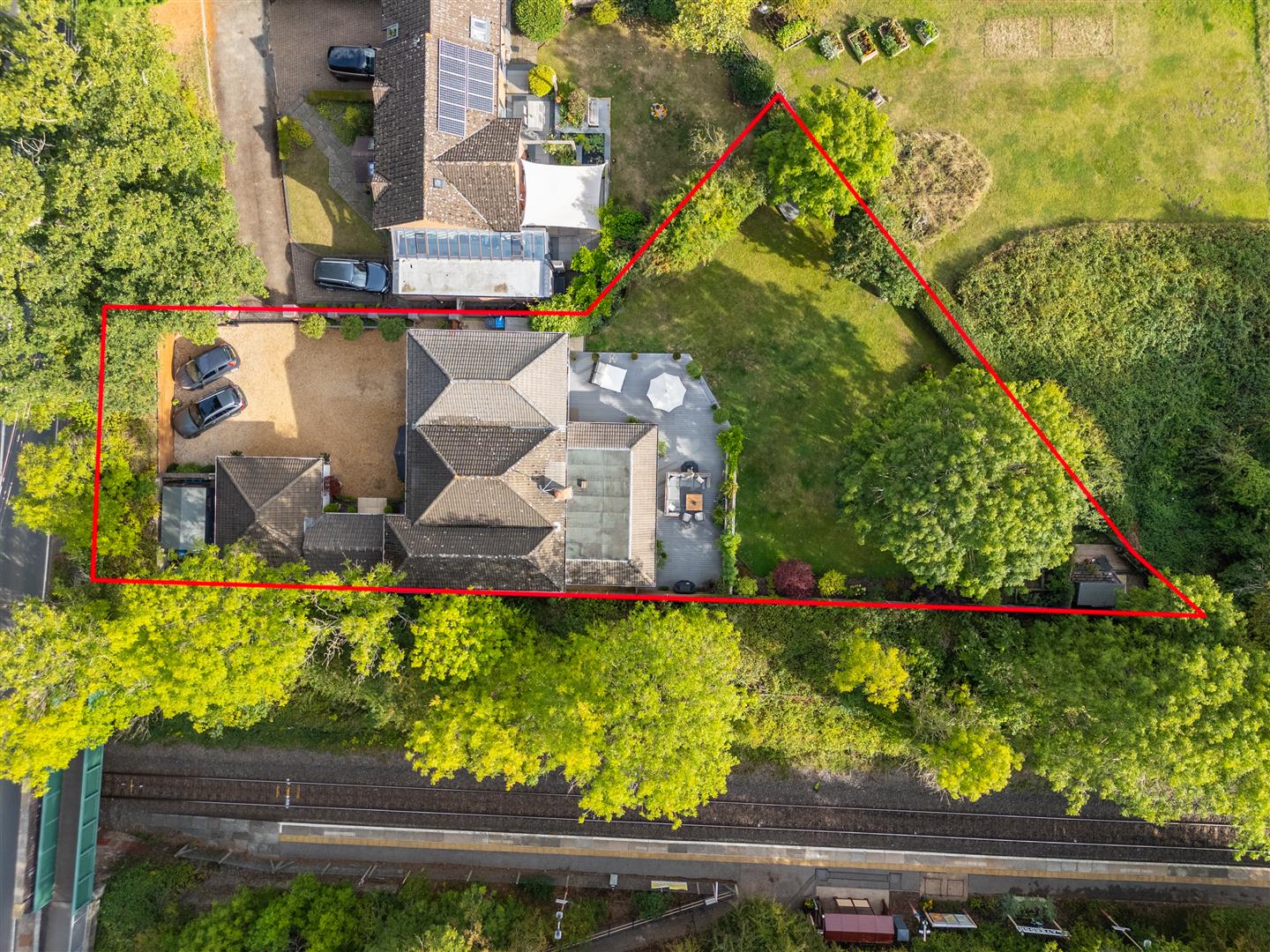 4 bedroom property for sale 0