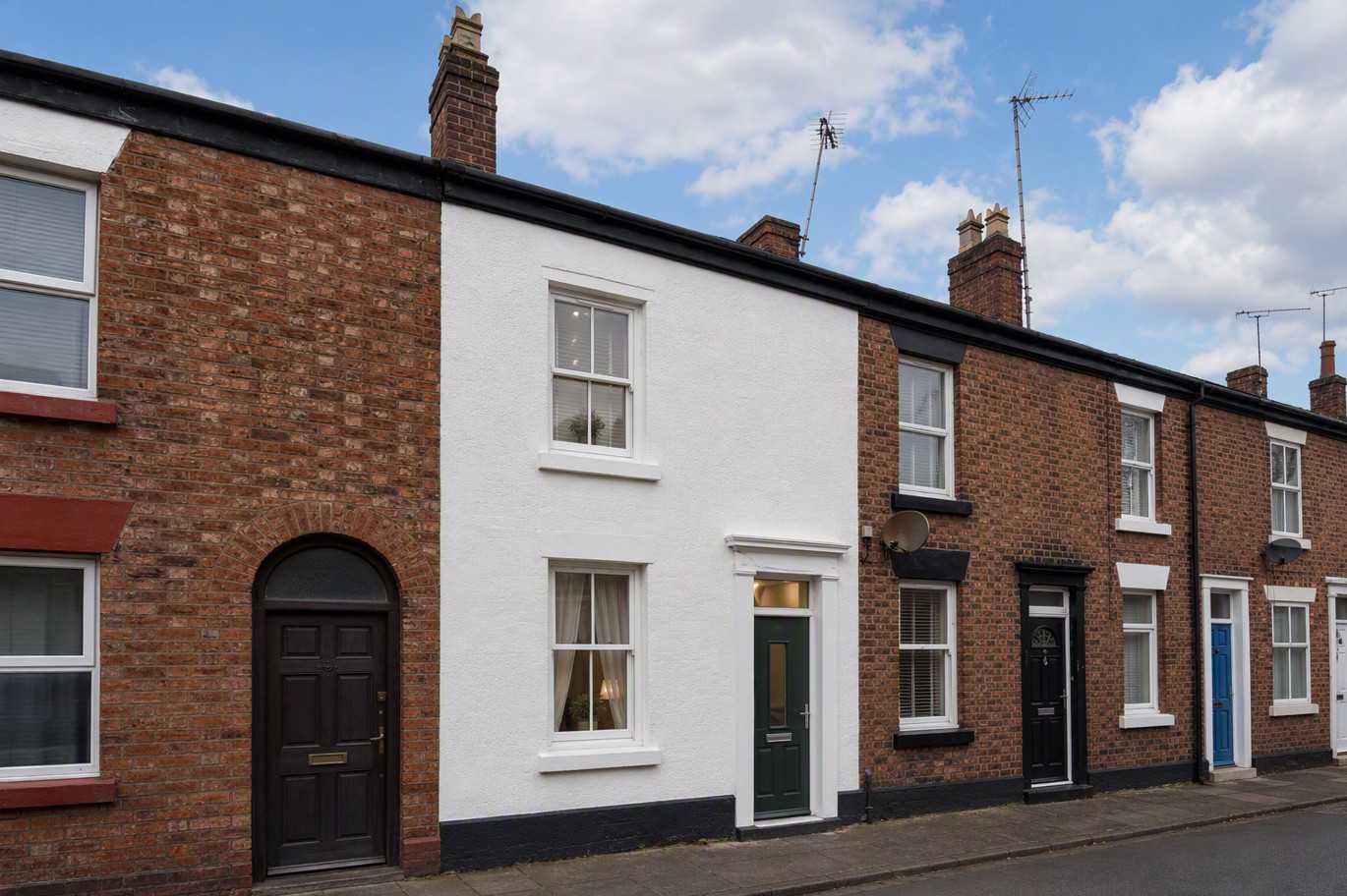 129, Chester photo 2