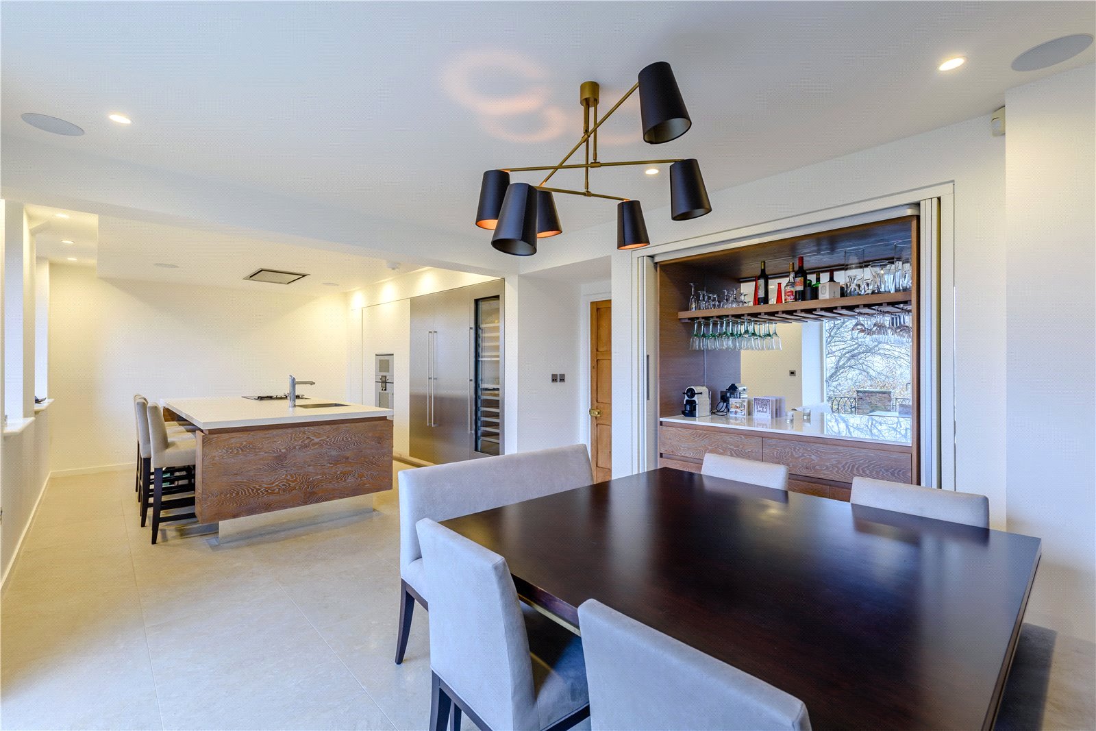 5 bedroom detached house for sale 0