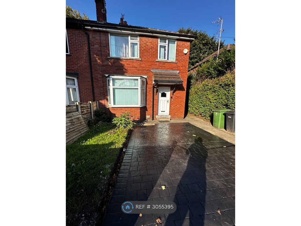 St James Street, Farnworth, Bolton photo 2