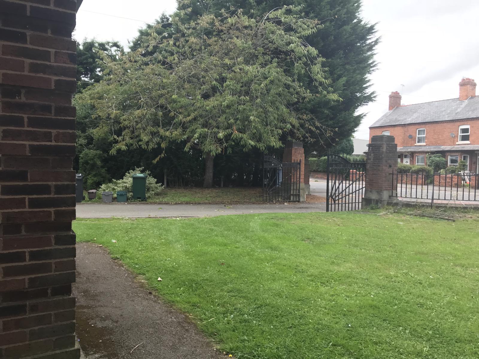 Flat 2 The Bungalow, Sealand Road, Chester photo 4