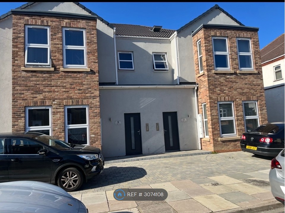 Flat, Cleethorpes photo 5