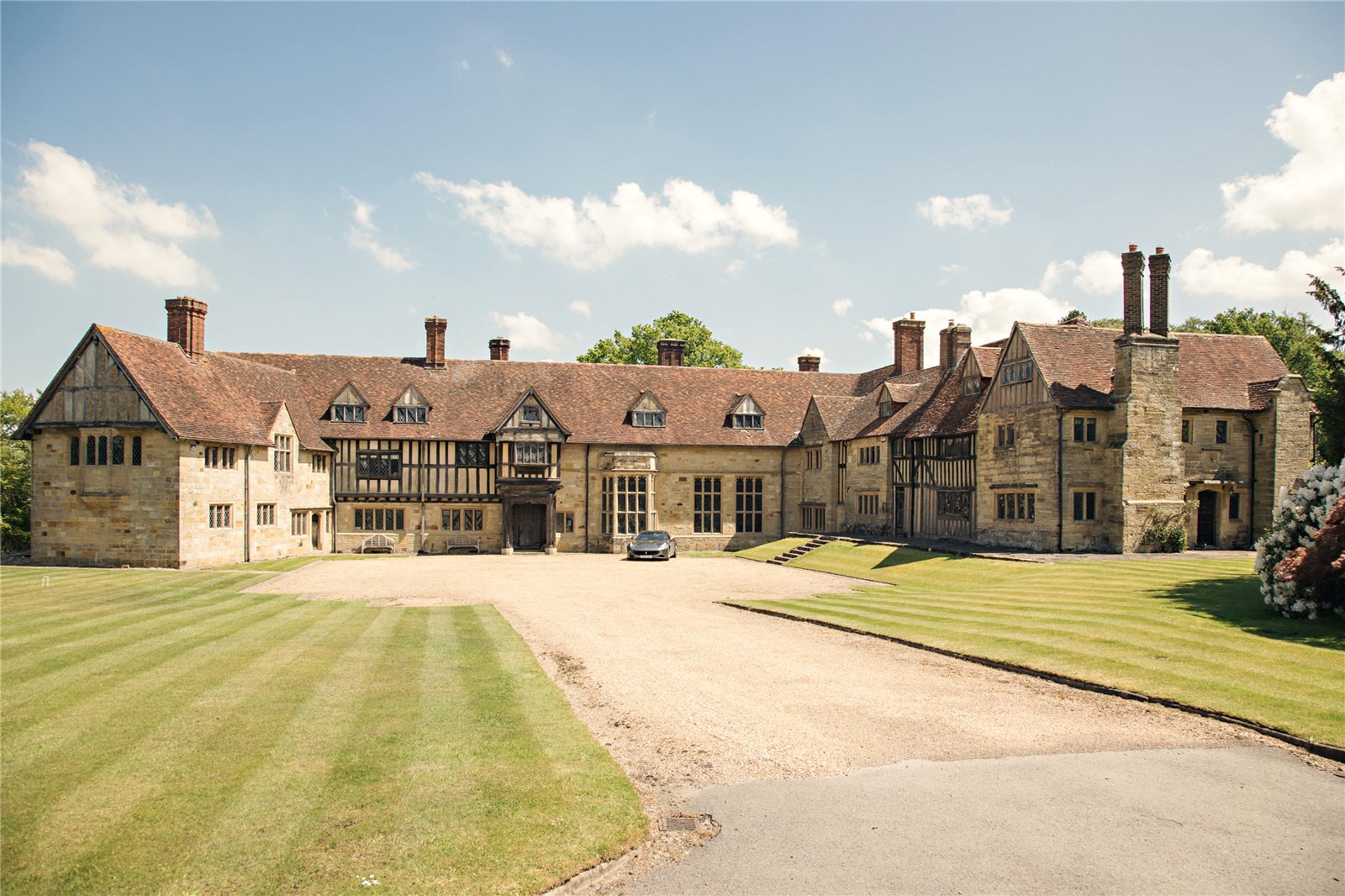 Photos of Ashurst Wood, East Grinstead, West Sussex RH19 64020509