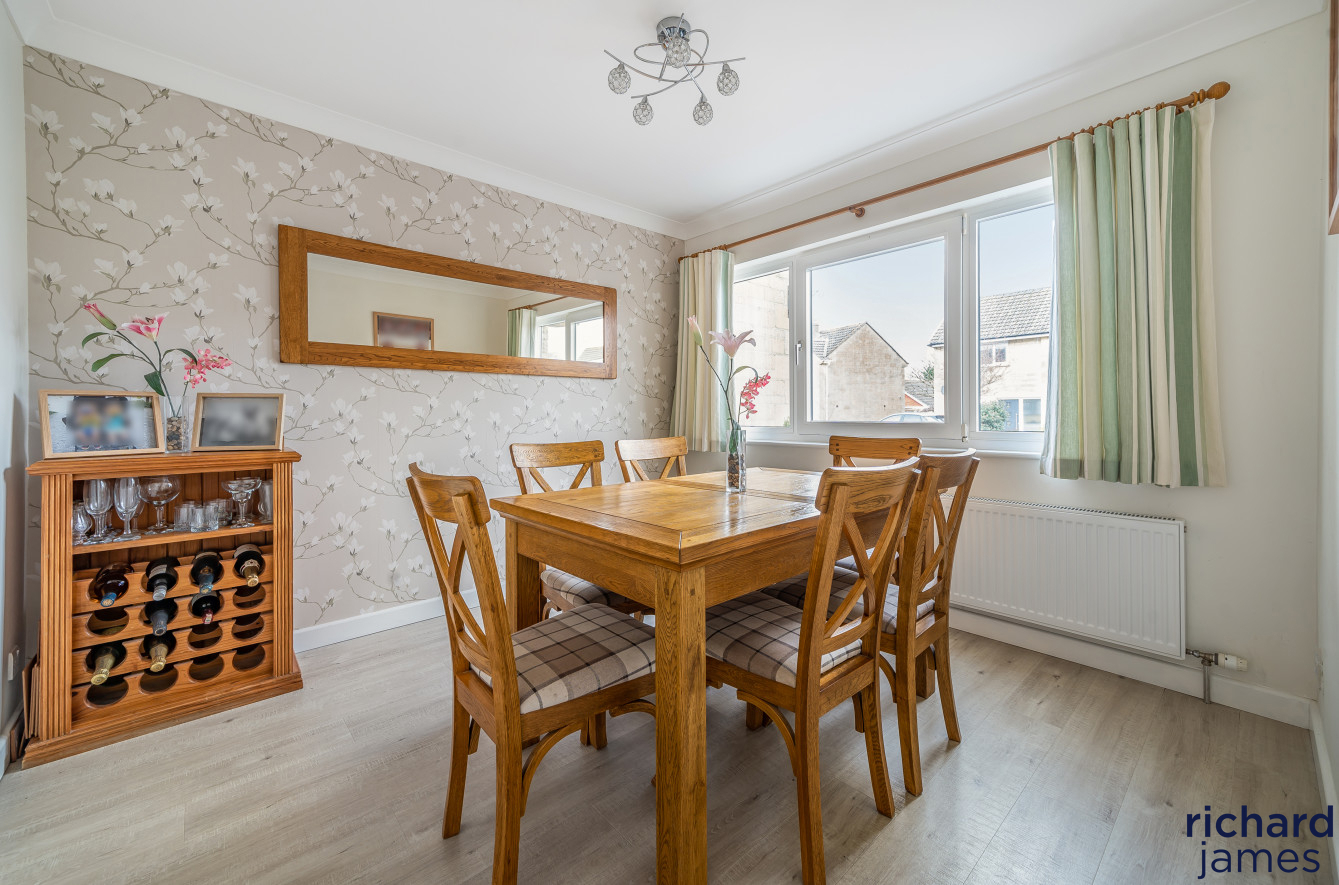 Photos of Sutton Park, Blunsdon, Wiltshire SN26 66498311 PrimeLocation