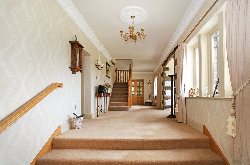 Photos of Walton Back Lane, Walton, Chesterfield S42 - 64821569 ...