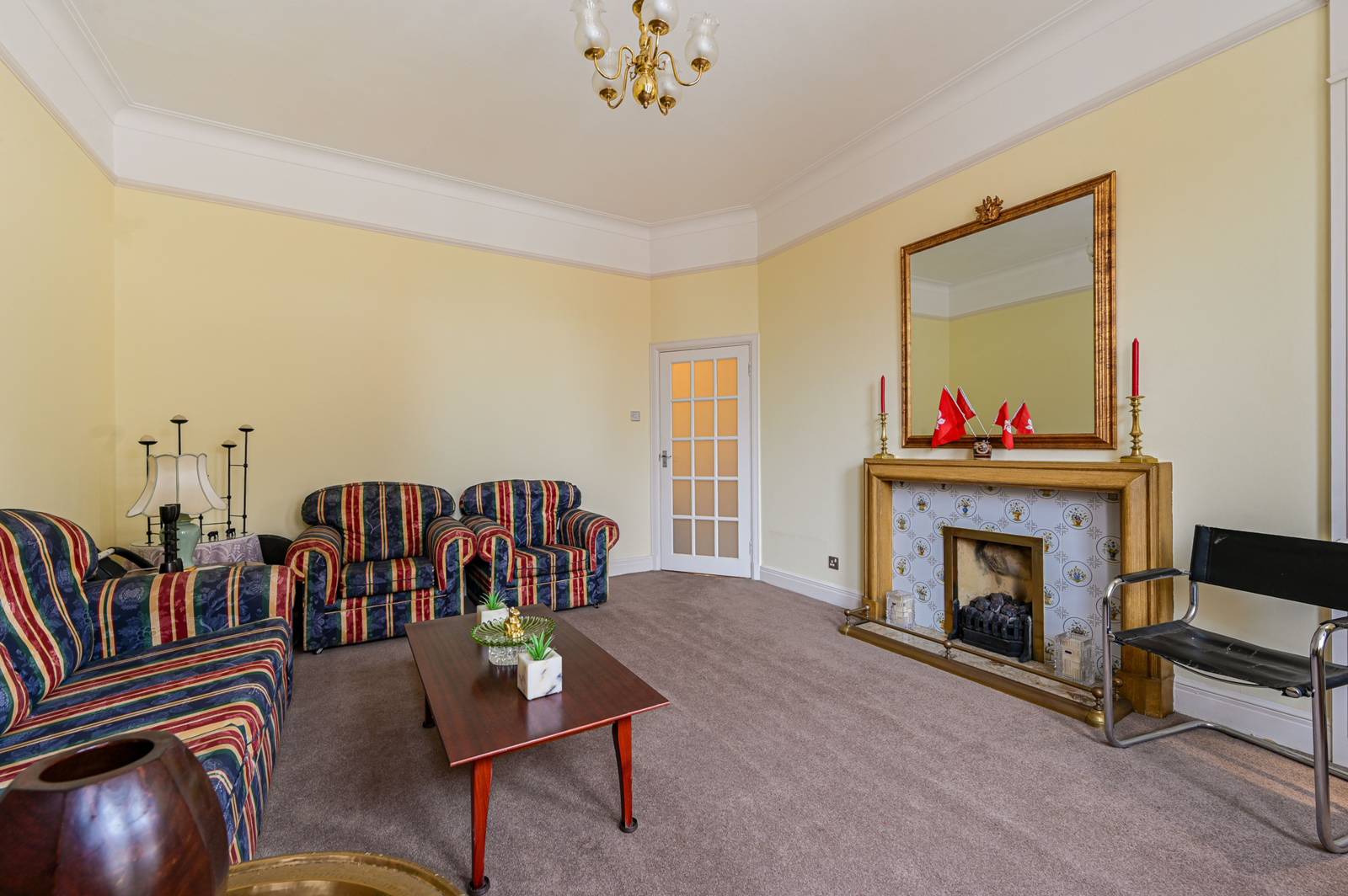 2 bedroom flat for sale 0