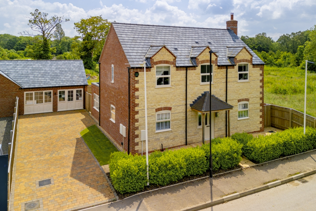 4-bed house on Plot 130 The Swift, The Parklands, Sudbrooke, £495,000