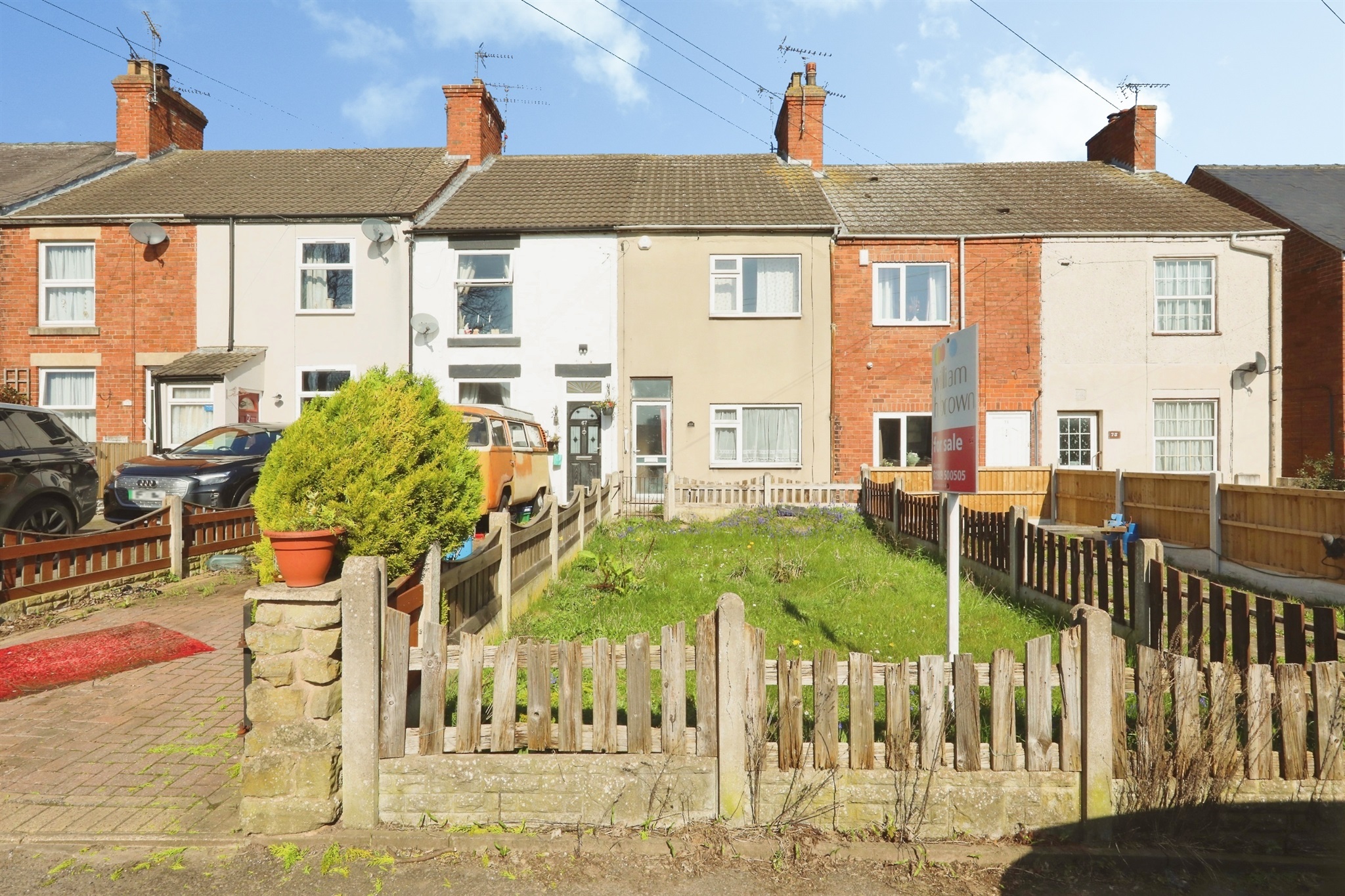2-bed house on 69, Queens Road, Worksop, £65,000