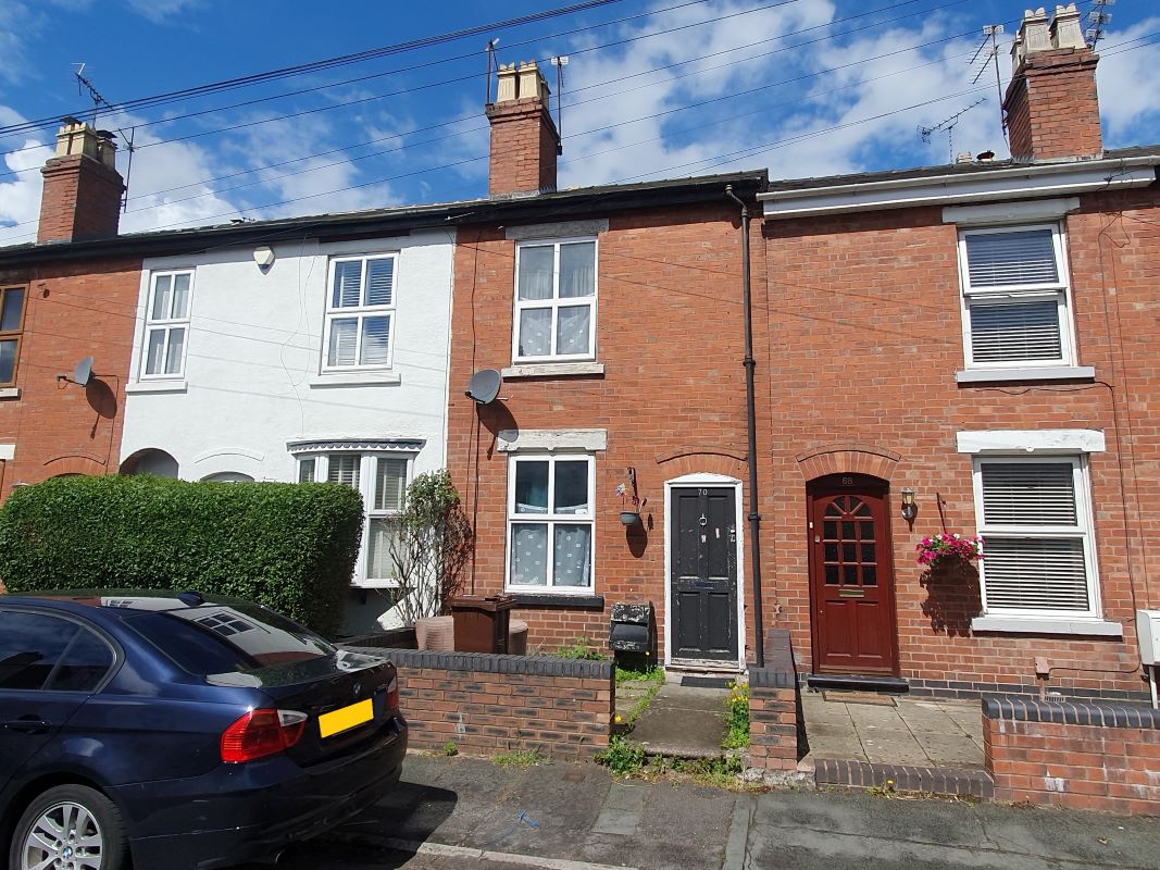 70, Victoria Road, Wolverhampton photo 3