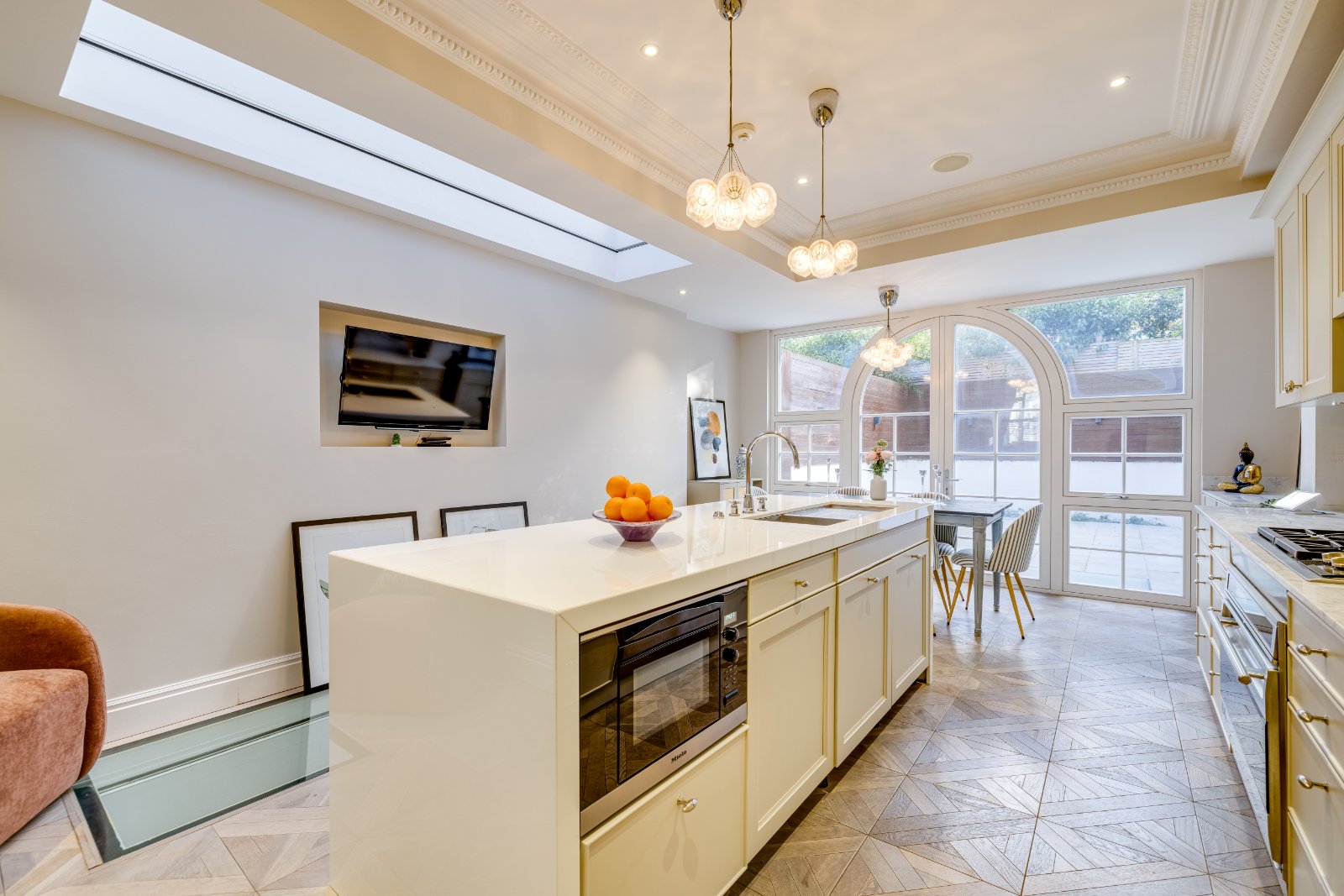 5 bedroom terraced house for sale 0