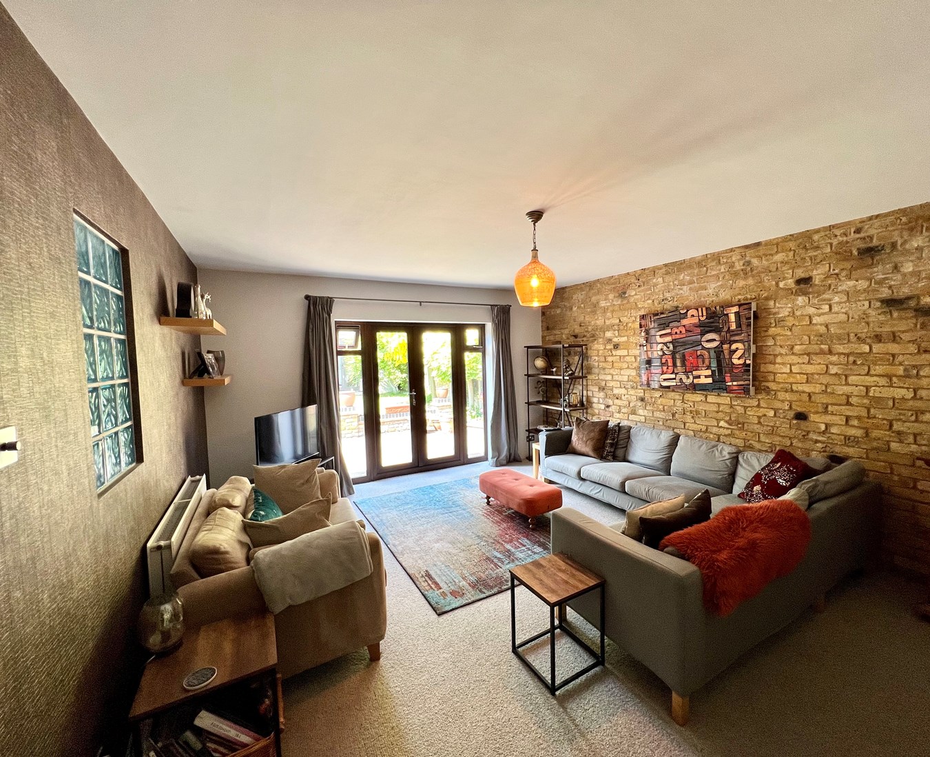 Photos of Vincent Close, Corringham SS17 66819365 PrimeLocation