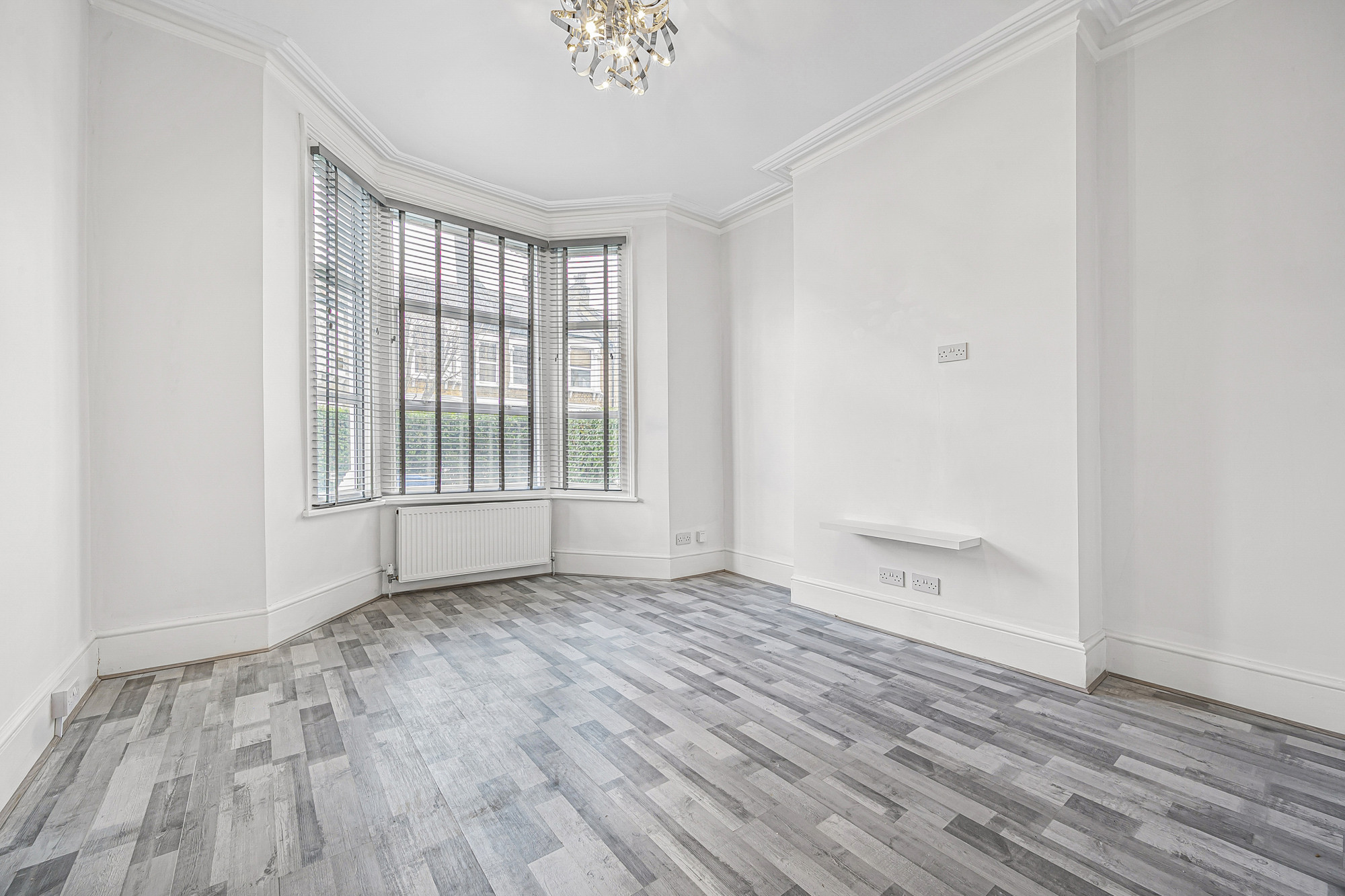 4 bedroom terraced house for sale 0