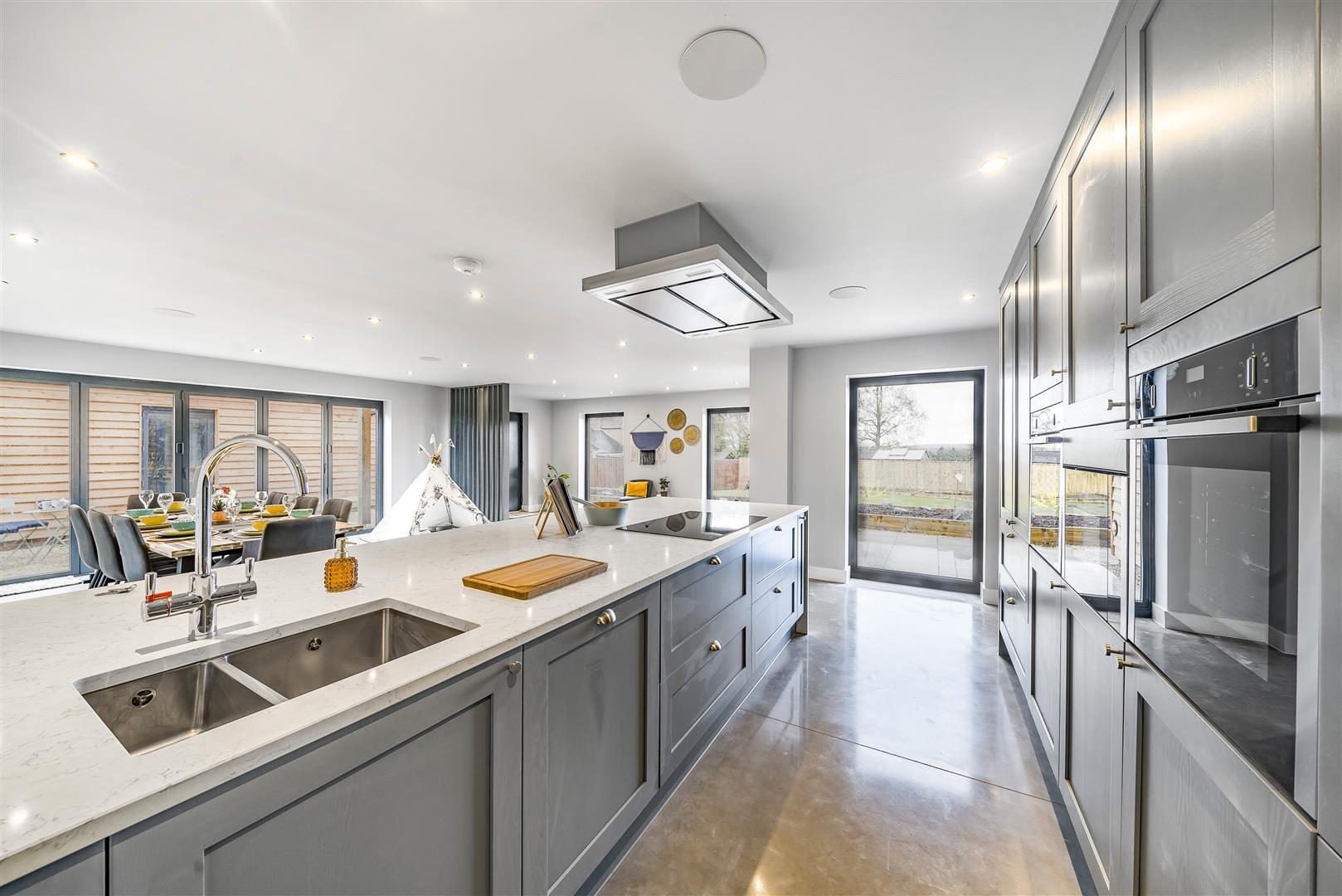 Photos of Dunkirk Hill, Devizes SN10 64743868 PrimeLocation