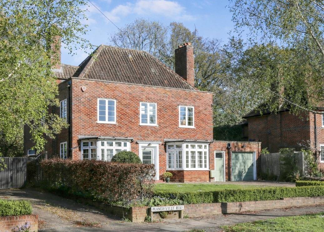 7 bedroom detached house for sale