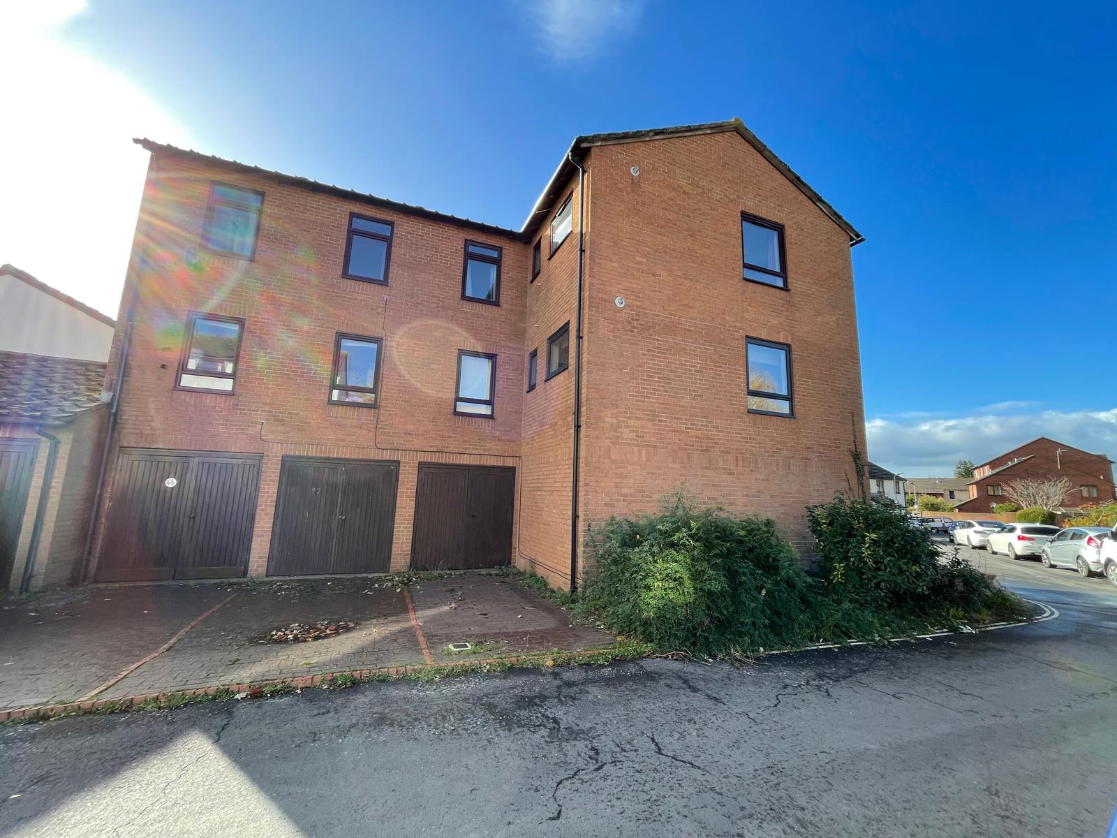 1-bed flat on 44, Pound Lane, Topsham, Exeter, £250,000