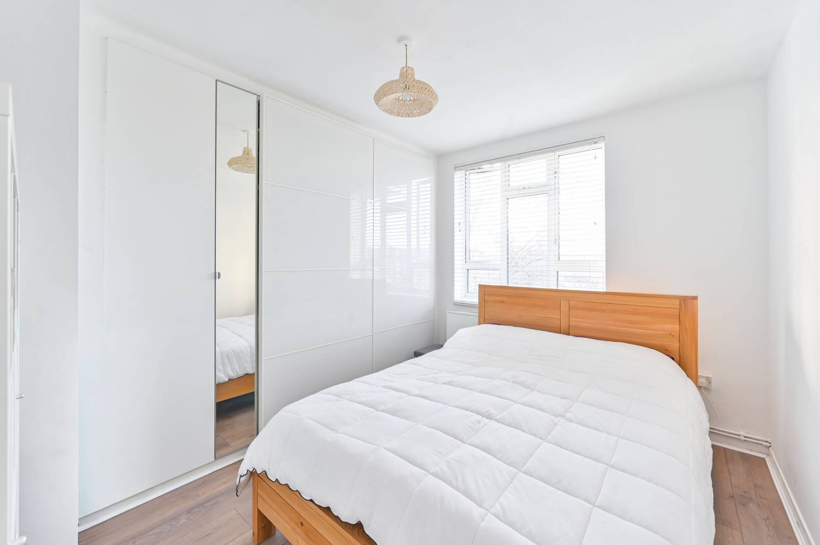 3-bed flat on Crampton House, Patmore Estate, Nine Elms, £420,000