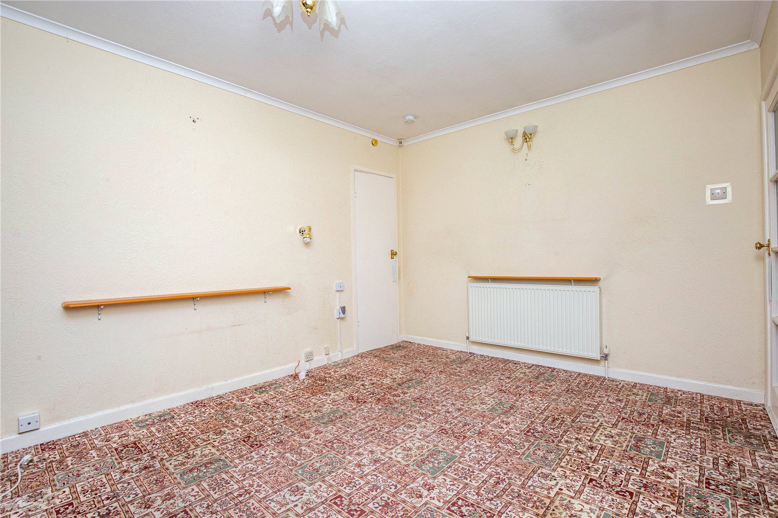 Photos of Crescent, Downend, Bristol BS16 57004602 Zoopla