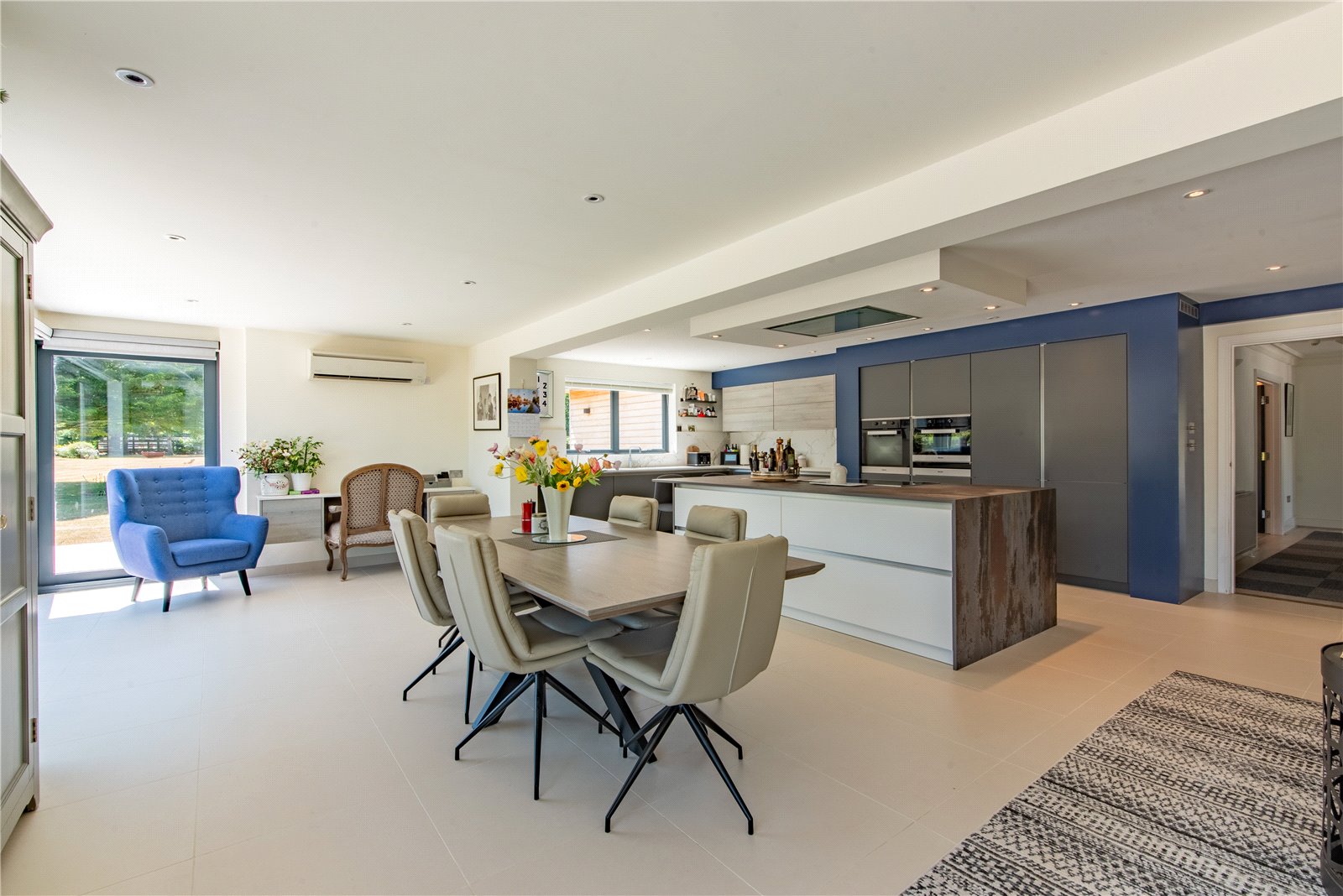 5 bedroom equestrian property for sale 0