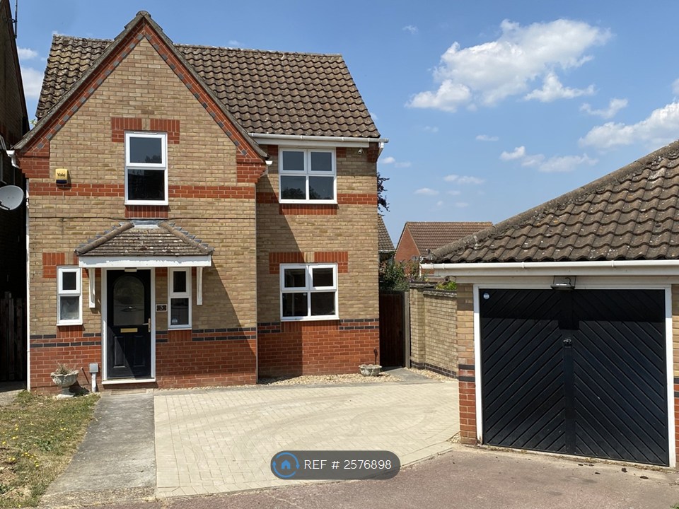 Emsworth Close, Bury St Edmunds photo 4