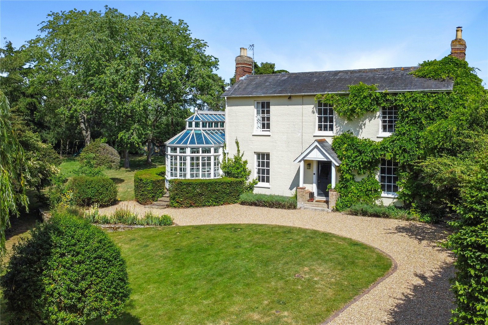 4 bedroom property for sale 0