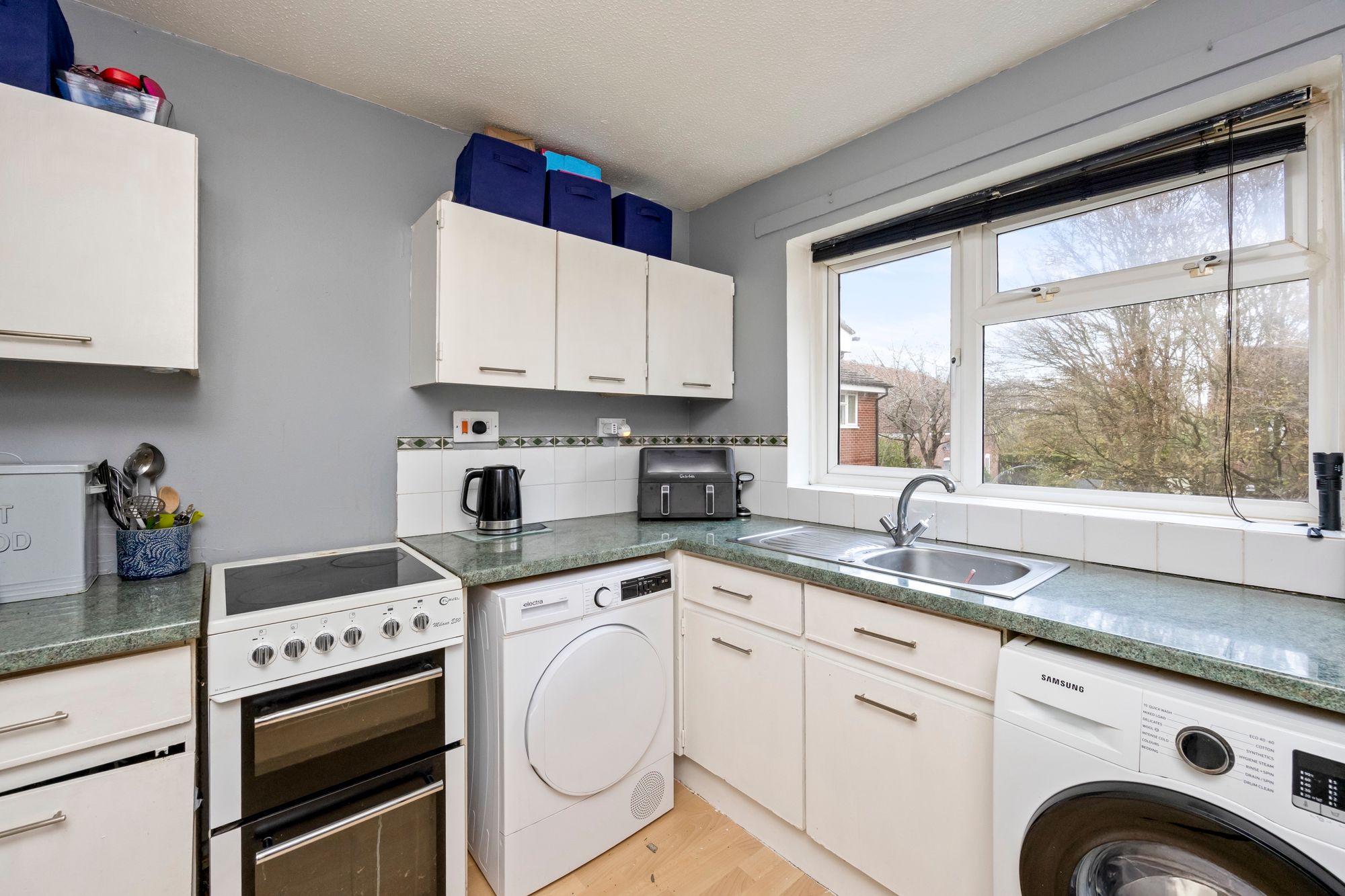 22 Toomey Road, Steyning photo 3