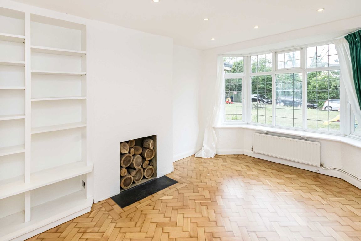 11 Gateways, Surbiton Hill Road, Surbiton photo 5