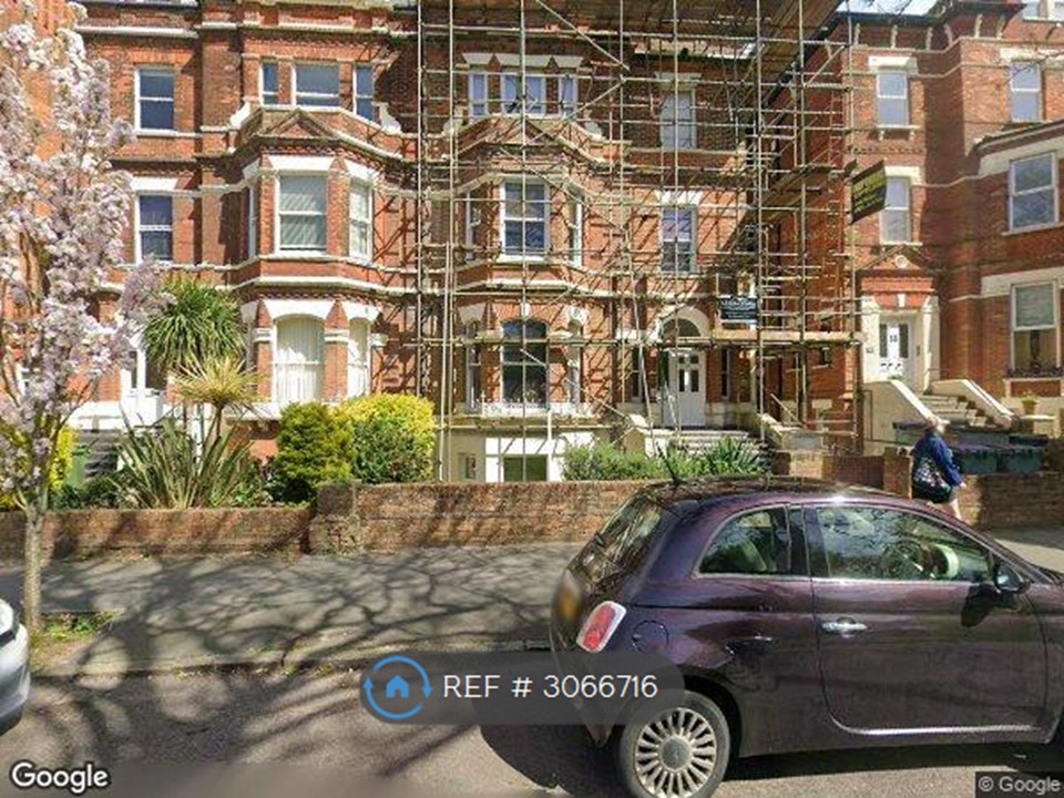 Flat, Castle Hill Avenue Flat, Folkestone photo 2