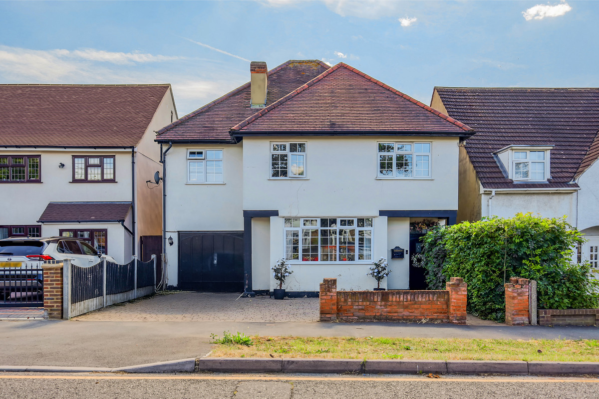5-bed detached on 24, Redden Court Road, Romford, £720,000